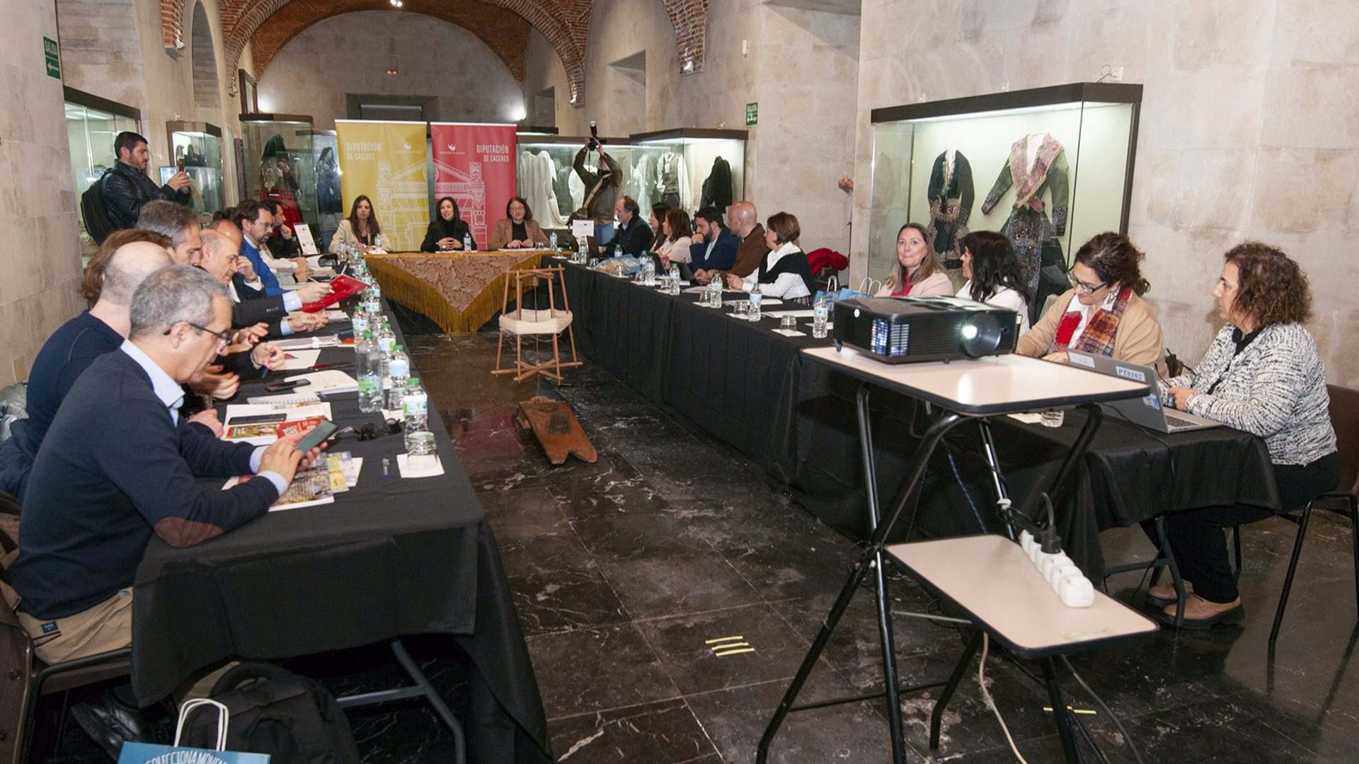 Reunión de los socios del proyecto europeo Resotex en Plasencia