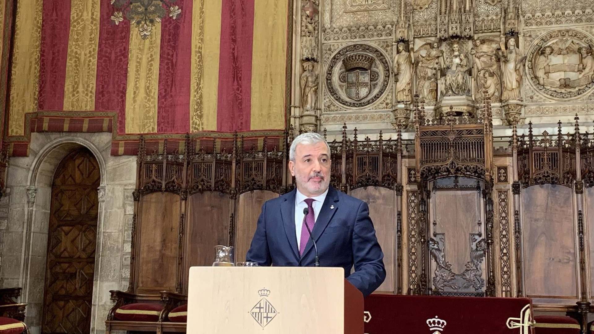 El alcalde de Barcelona, Jaume Collboni, durante una comparecencia este miércoles en el Saló de Cent del Ayuntamiento de Barcelona