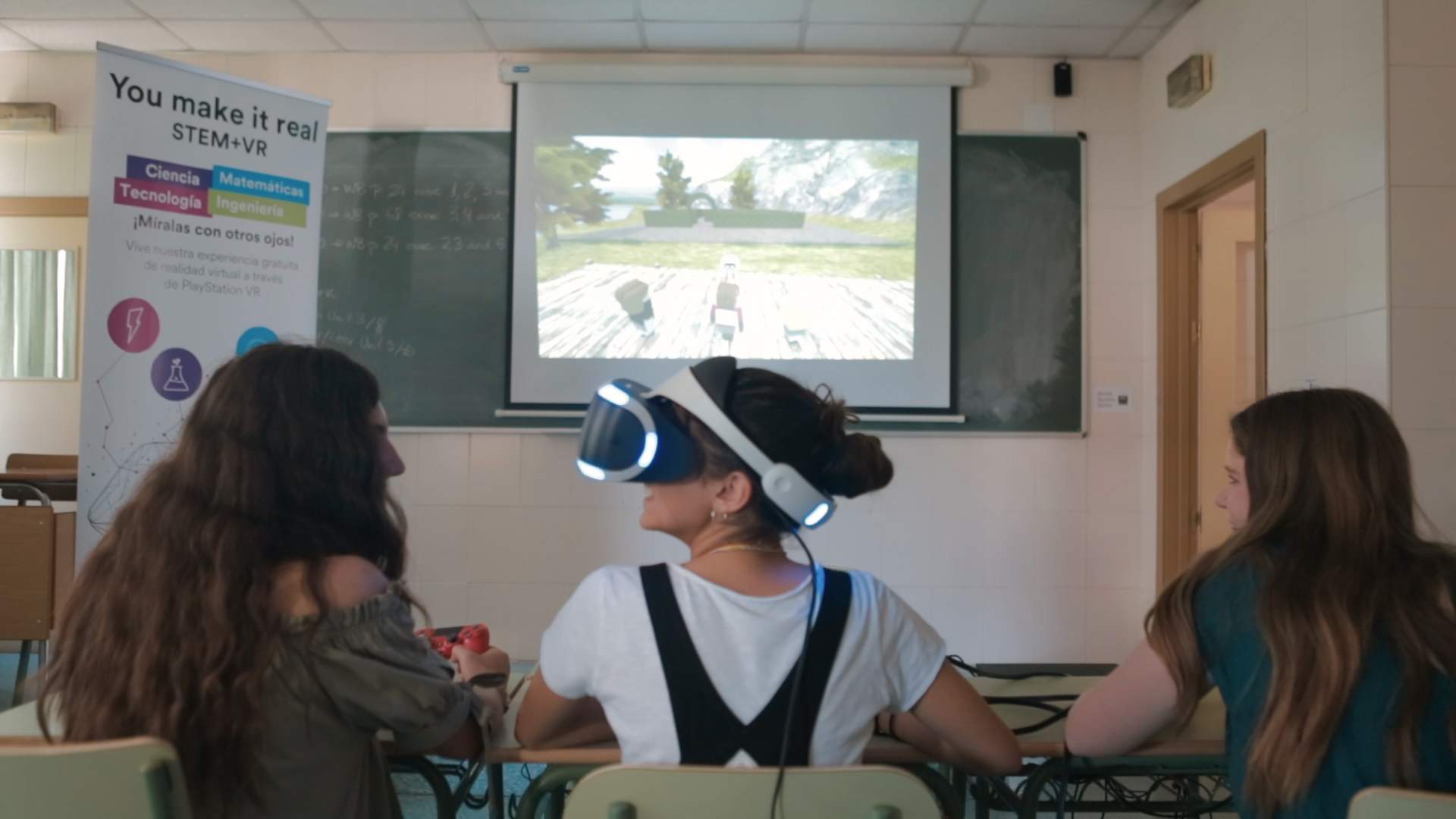 STEM-VR.jpg