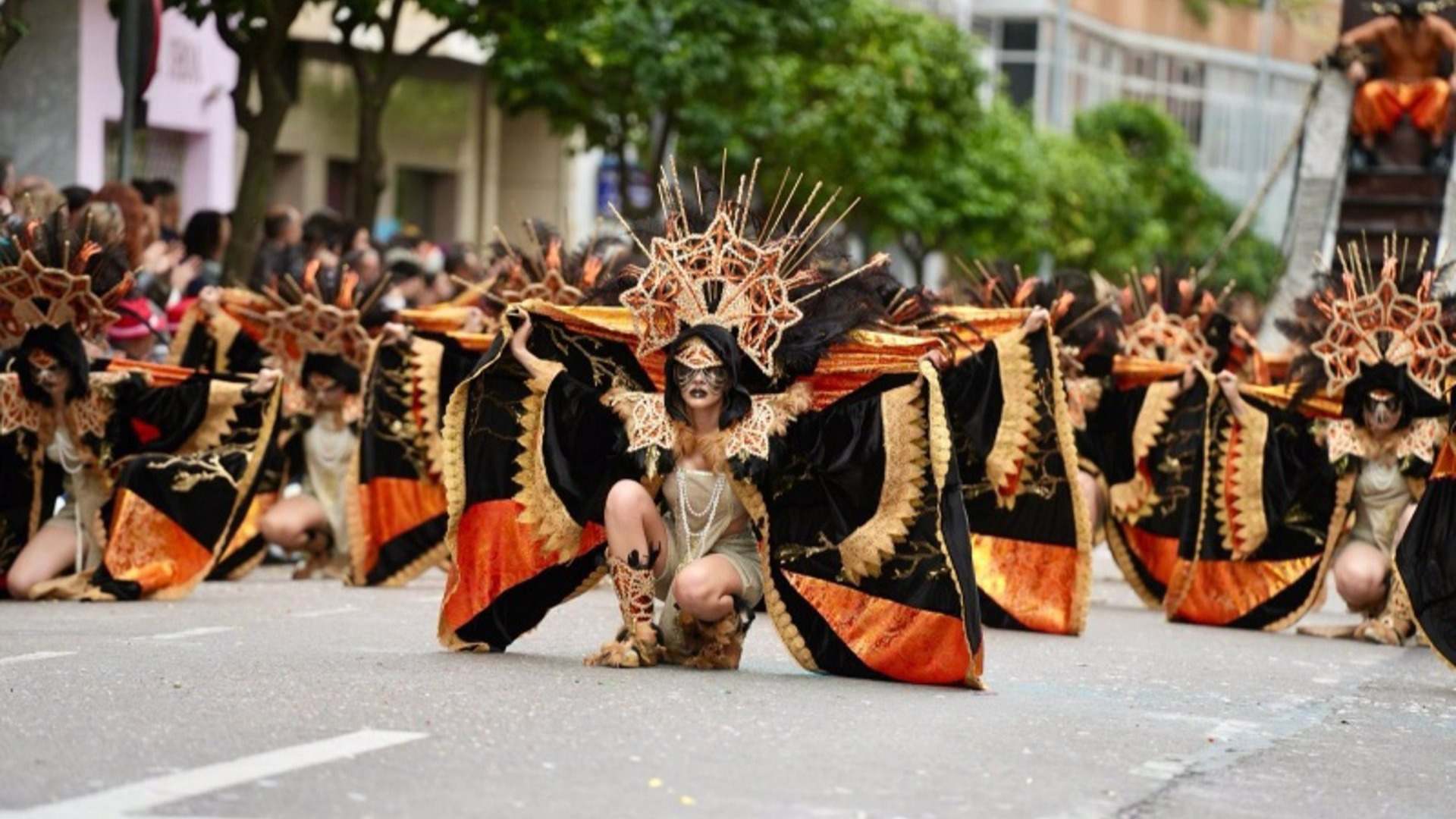 La comparsa Caribe ganador del primer premio del Gran Desfile