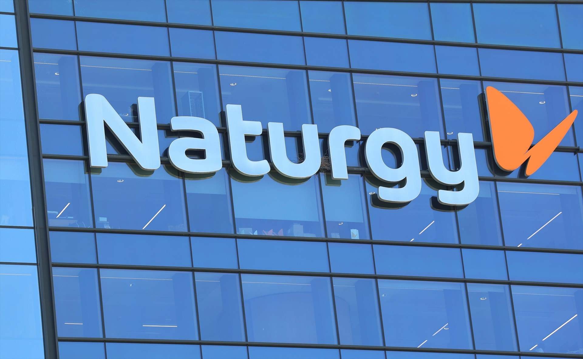 Edificio de la sede de Naturgy. Europa Press