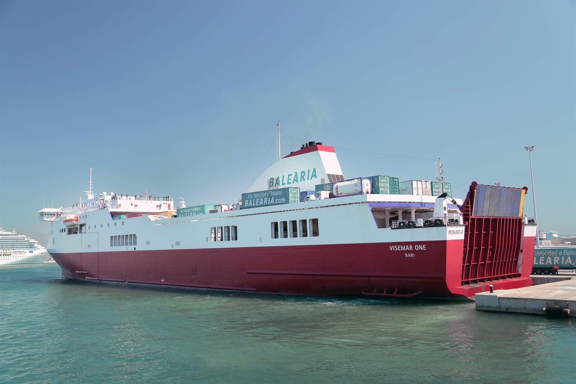 balearia-ferry-millones.jpg