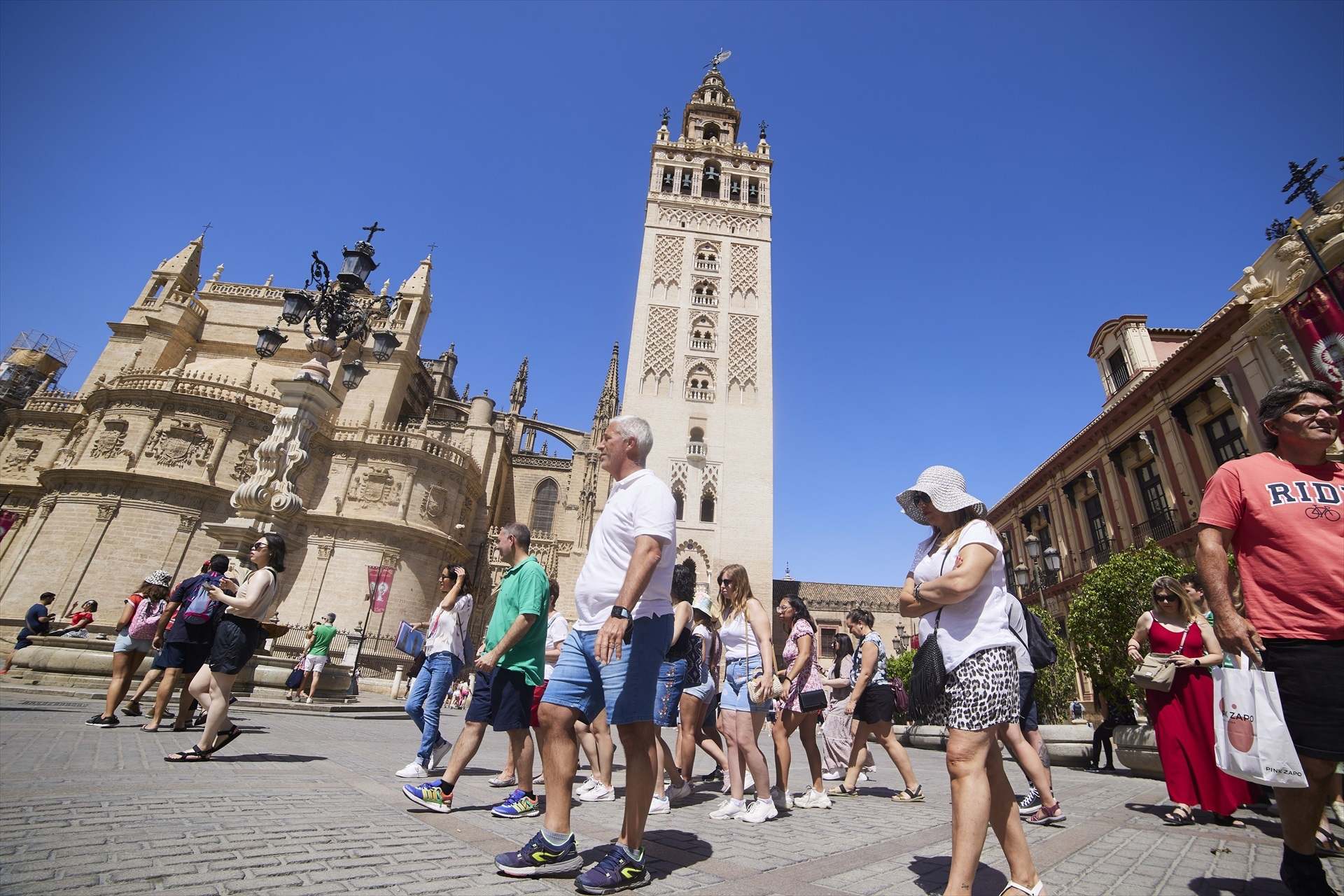 Turistas en Sevilla. / Europa Press