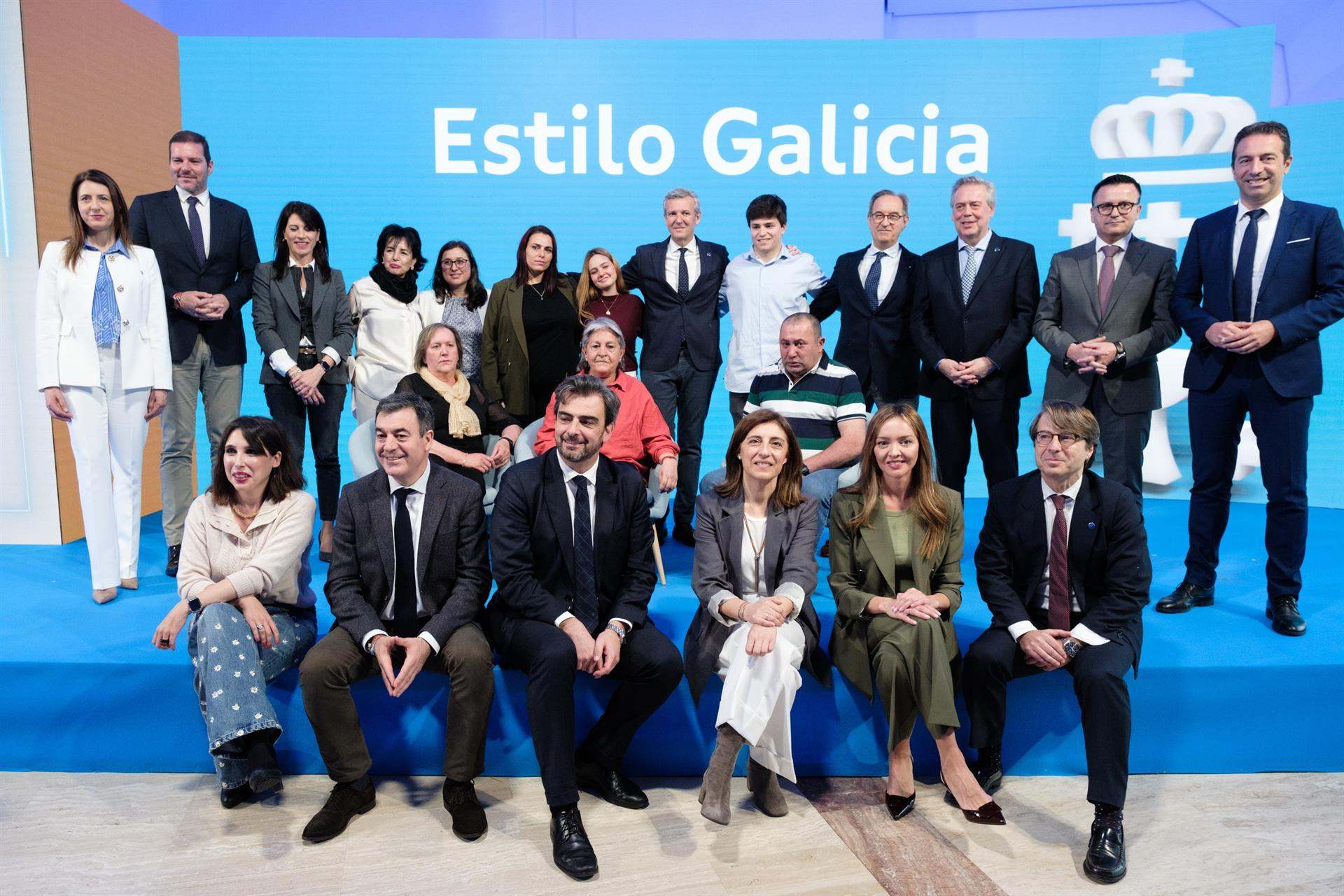 El presidente de la Xunta, Alfonso Rueda, participa en el acto Estilo Galicia con el resto de miembros de su gobierno.