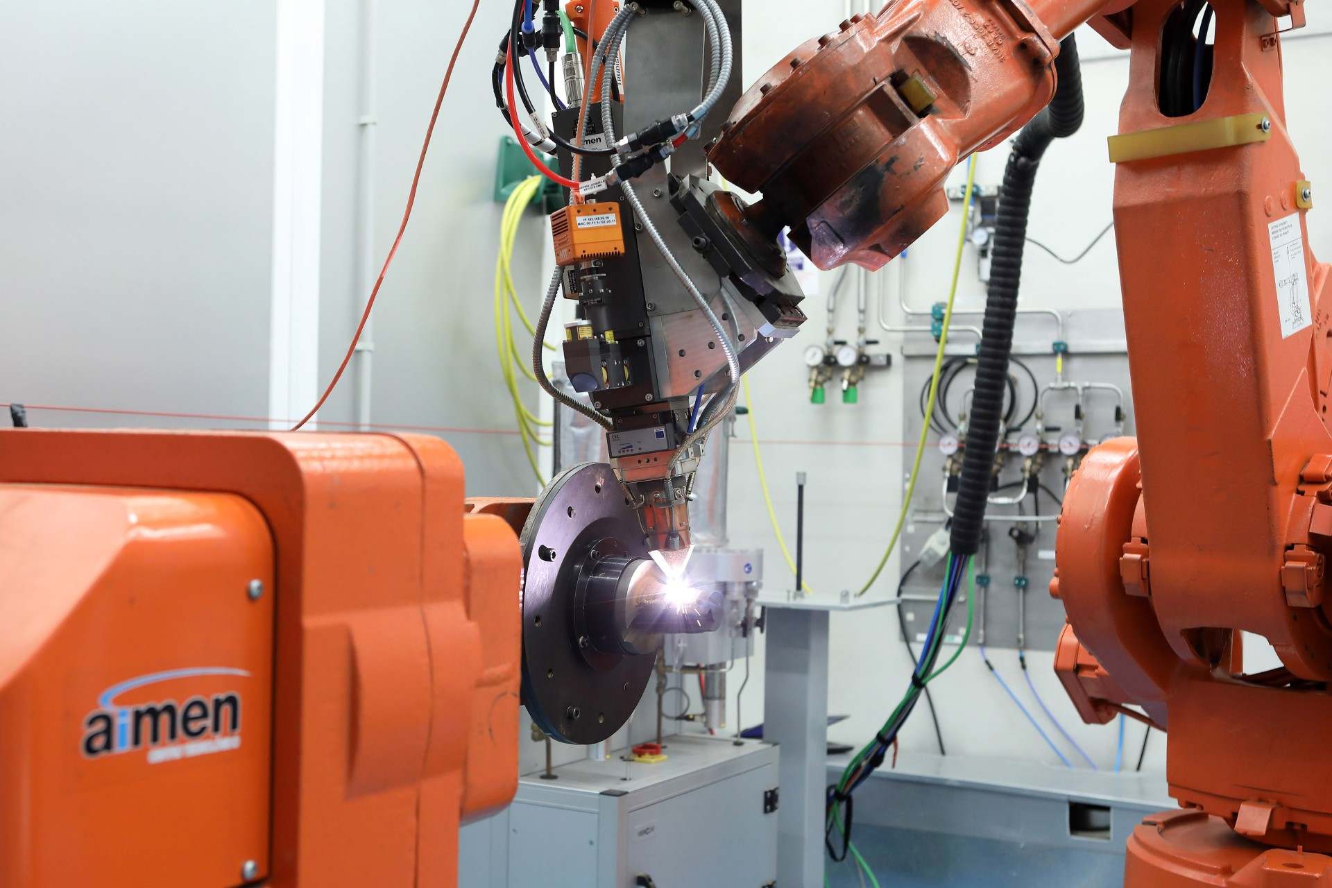 Tecnología láser impulsada por el centro Tecnológico gallego AIMEN.