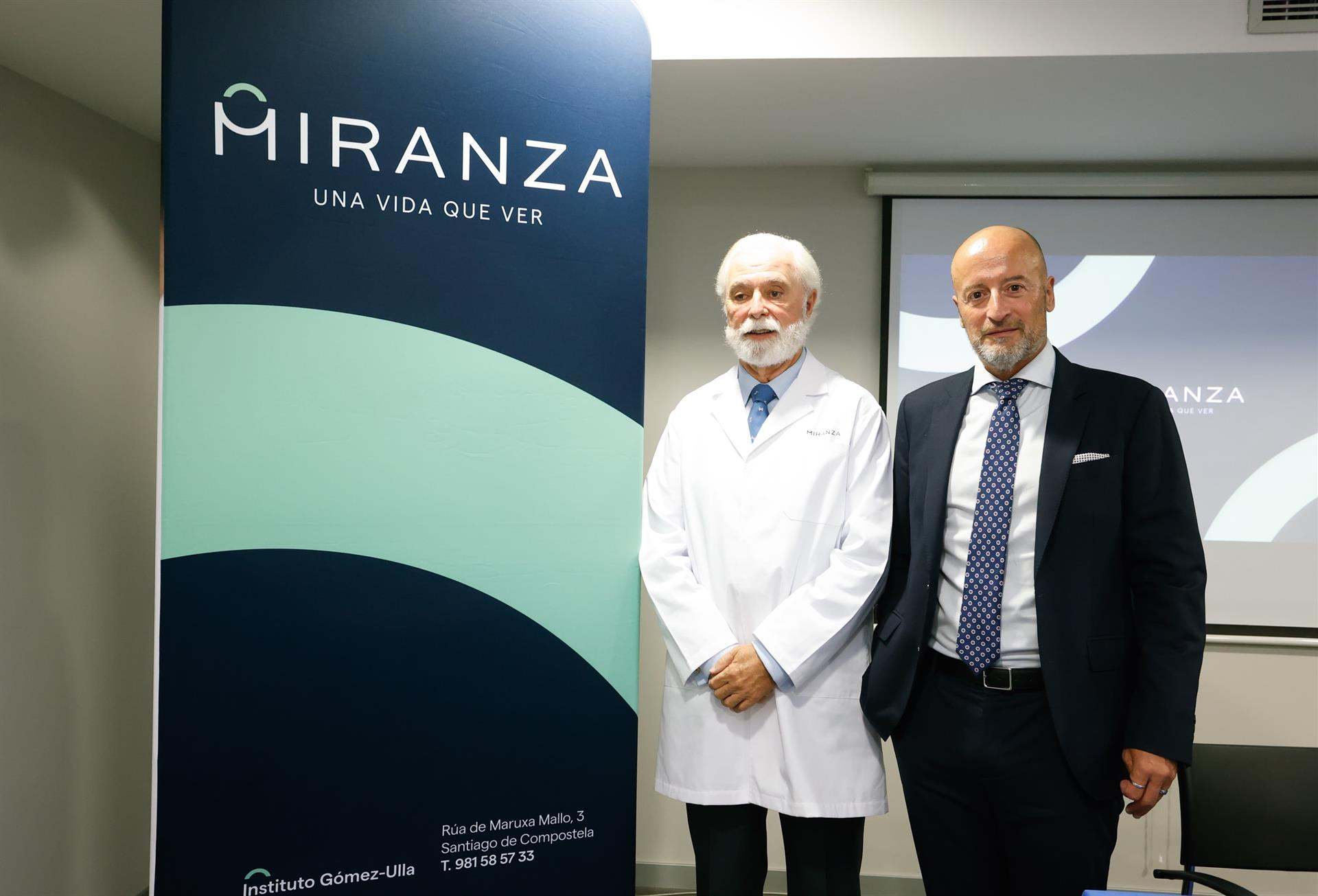 En la imagen, el profesor Francisco Gómez-Ulla, director médico de Miranza Instituto Gómez-Ulla, y Ramón Berra, director general de Miranza.