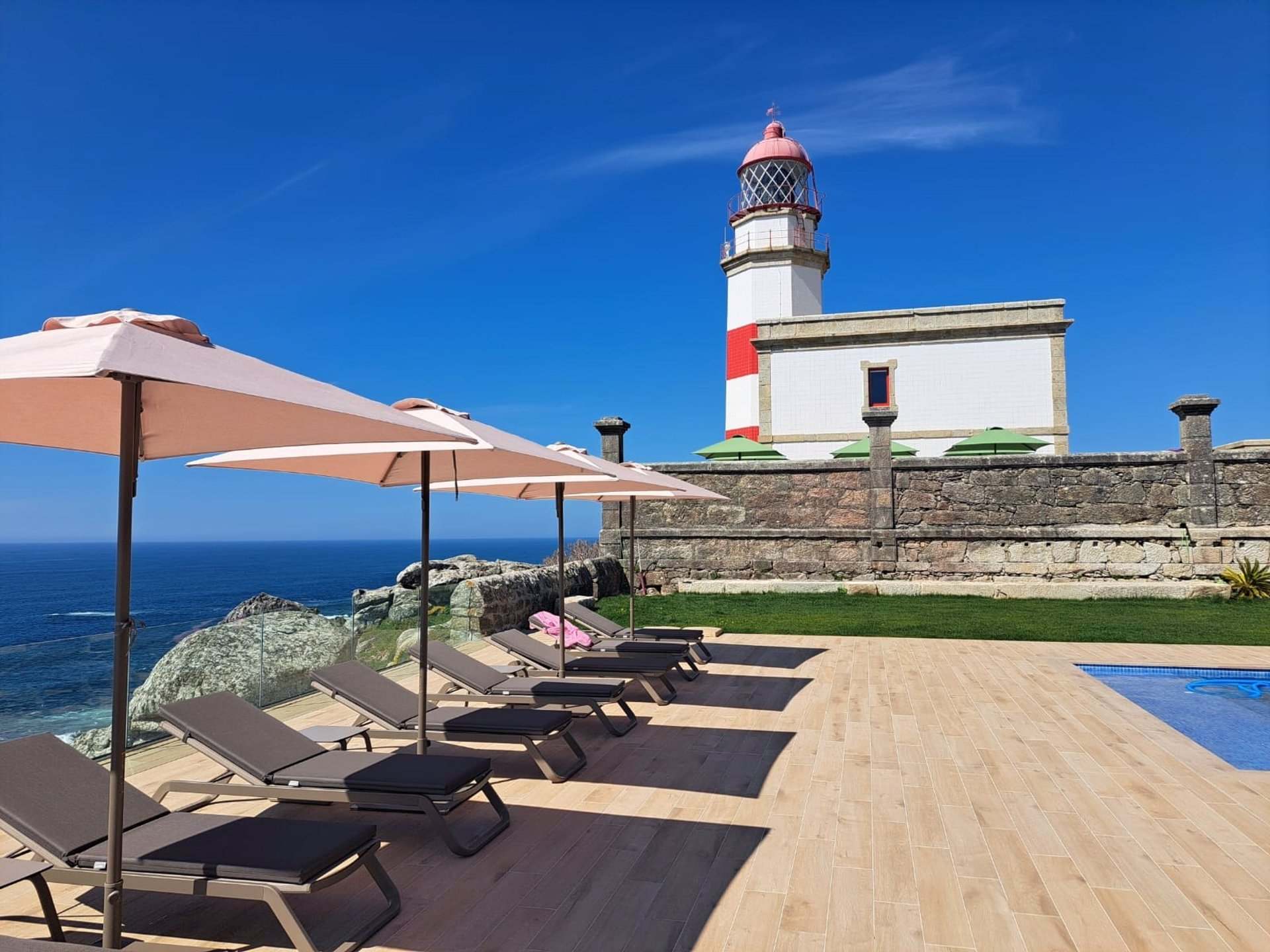 El histórico faro de cabo Silleiro, situado en el municipio de Baiona, en la provincia de Pontevedra.