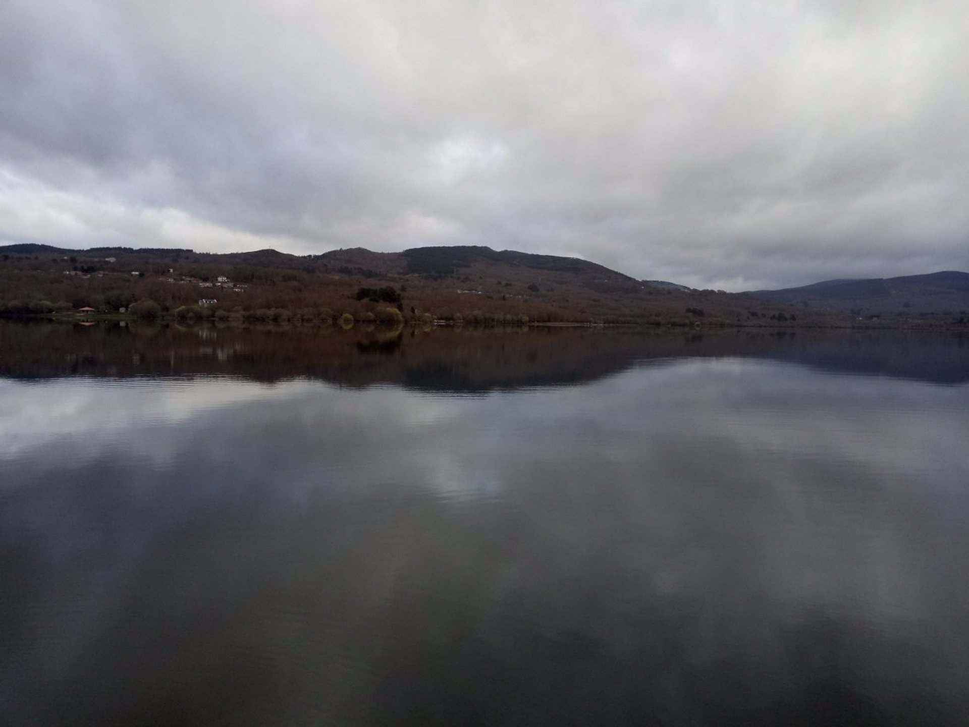 Embalse de As Conchas (Ourense).