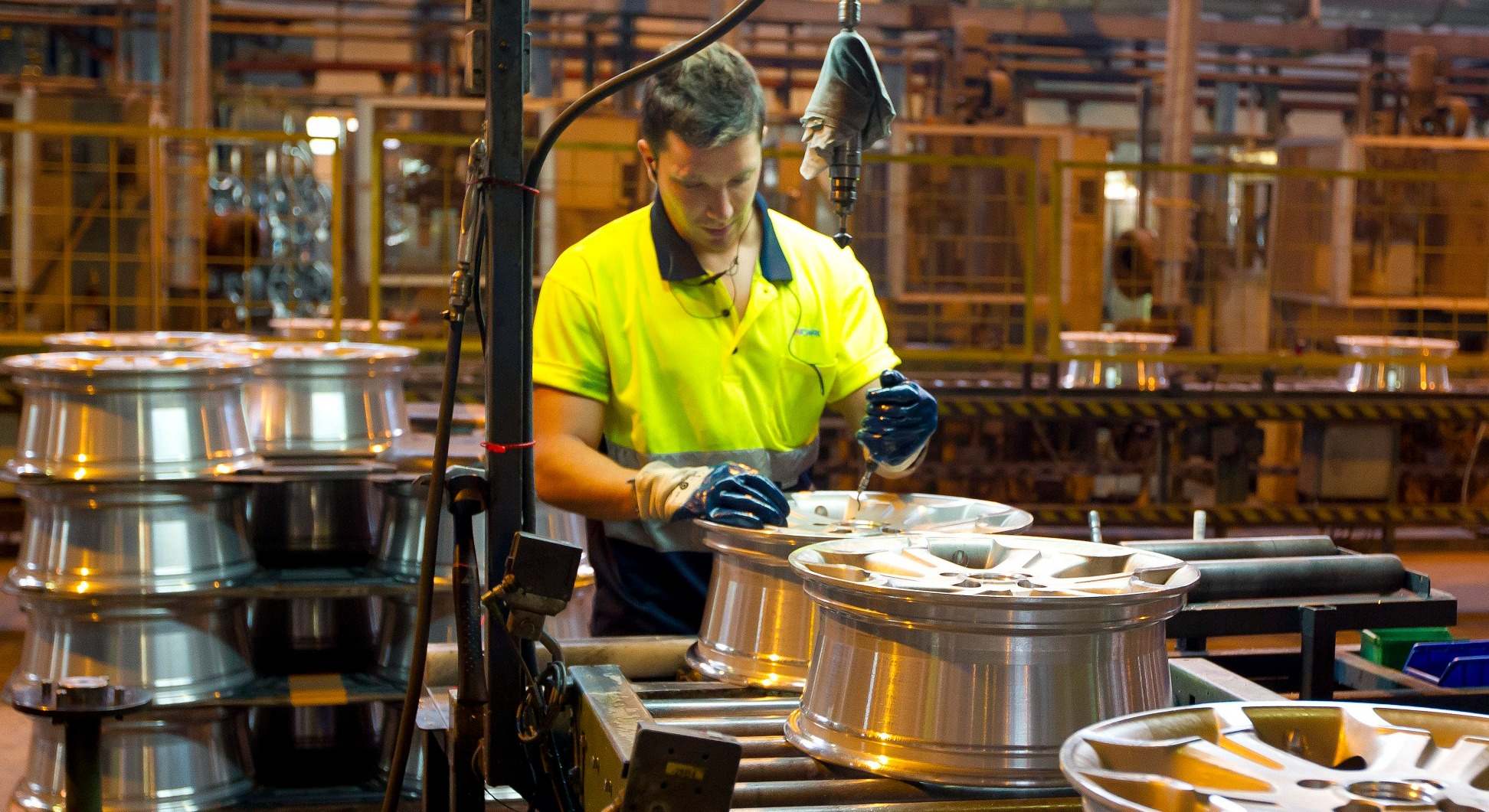 Trabajador en una fábrica
