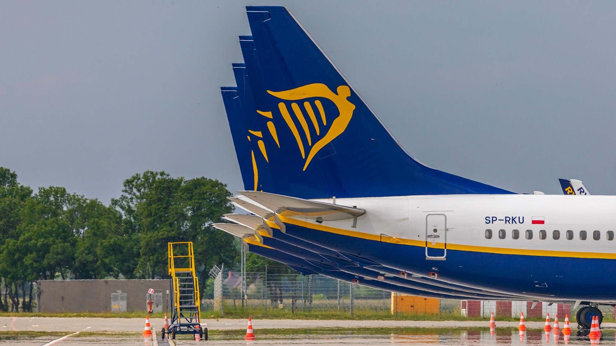 Aviones de Ryanair aparcados. 