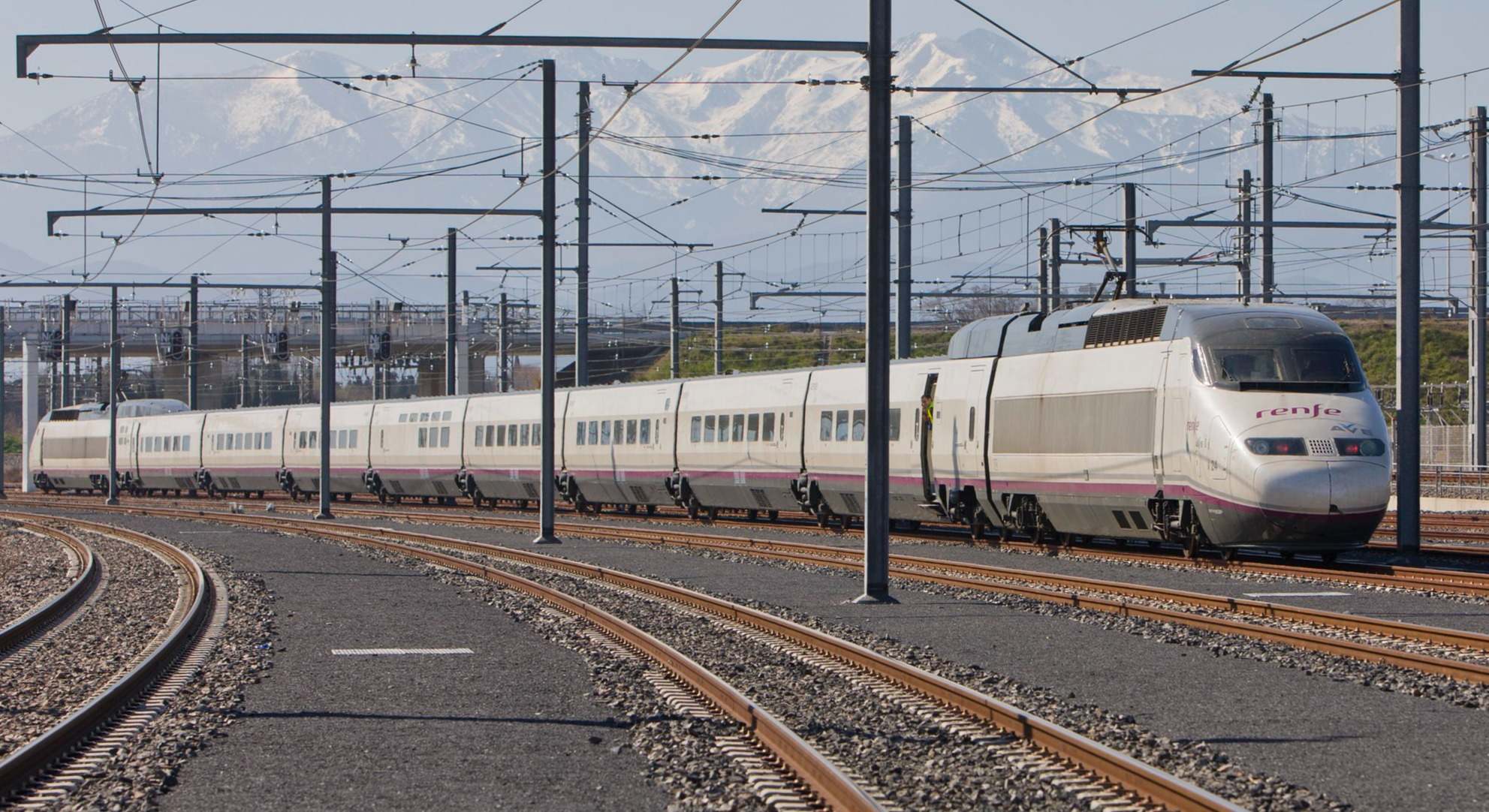 Tren AVE de la serie 100 de Renfe en Francia. / J.Alonso - Renfe