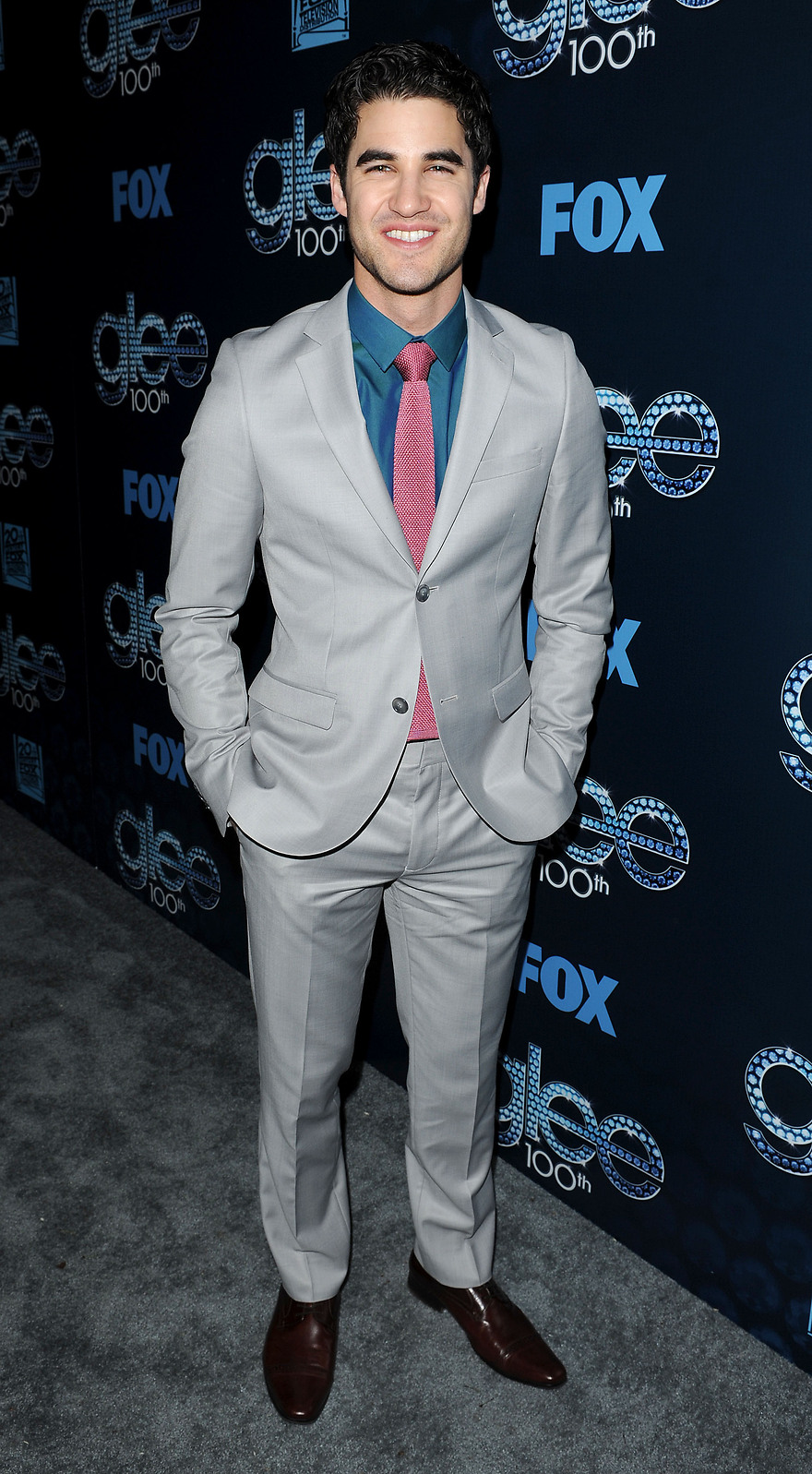Darren Criss en la celebración del capítulo 100 de Glee - 880x
