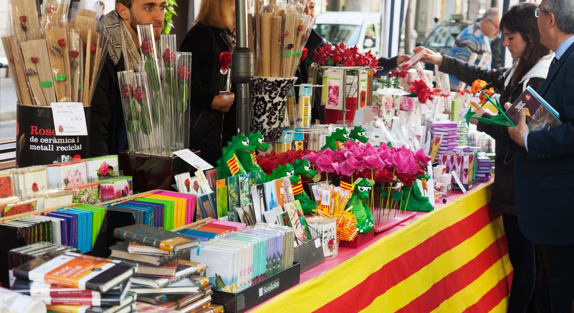 Día de Sant Jordi y Día Internacional del Libro en Cataluña. / Foto: Dreamstime
