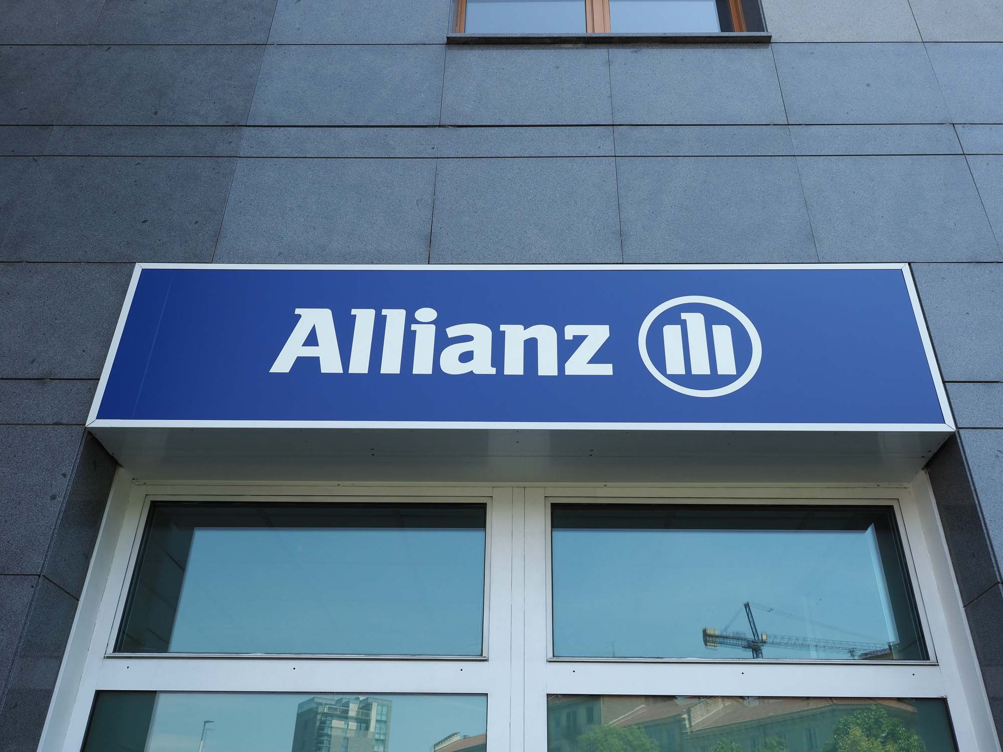 Allianz