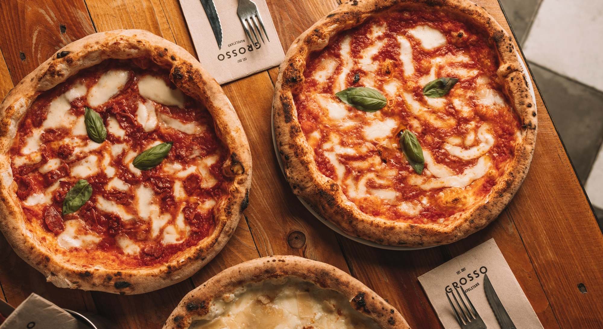 Grosso Napoletano, de origen madrileño, está especializada en pizzas al estilo napolitano.