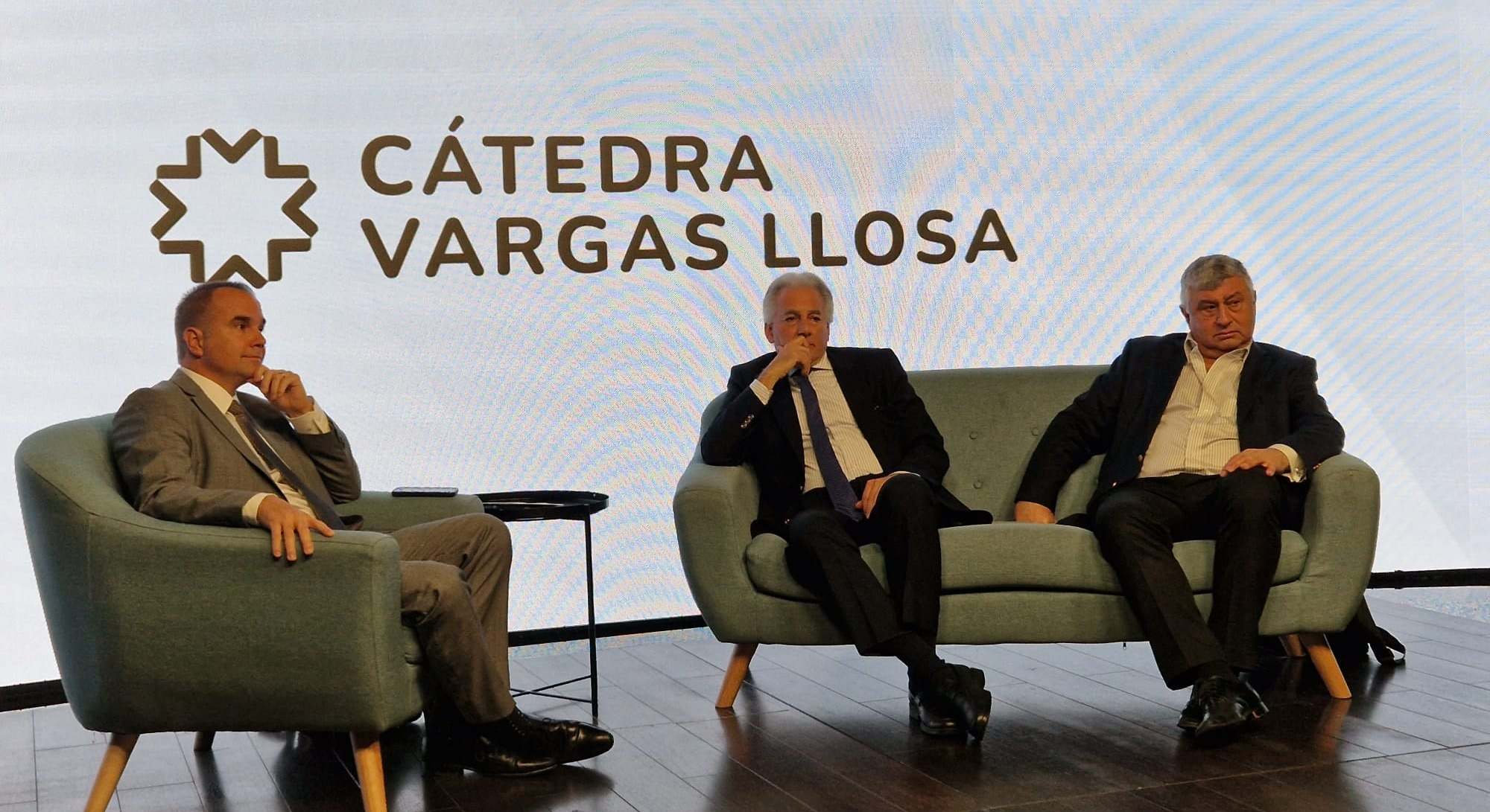 Cátedra Vargas Llosa