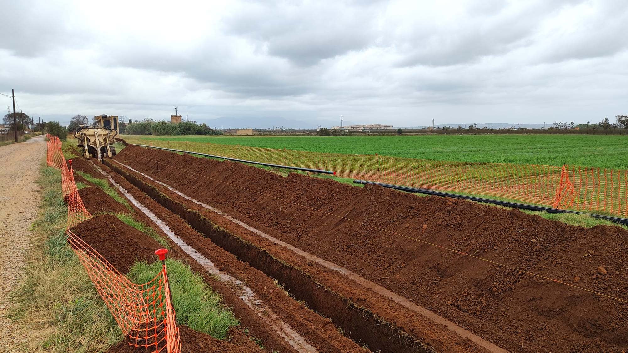 Construcción del primer hidrogenoducto de España que inyectará hidrógeno renovable en una red de gas natural.