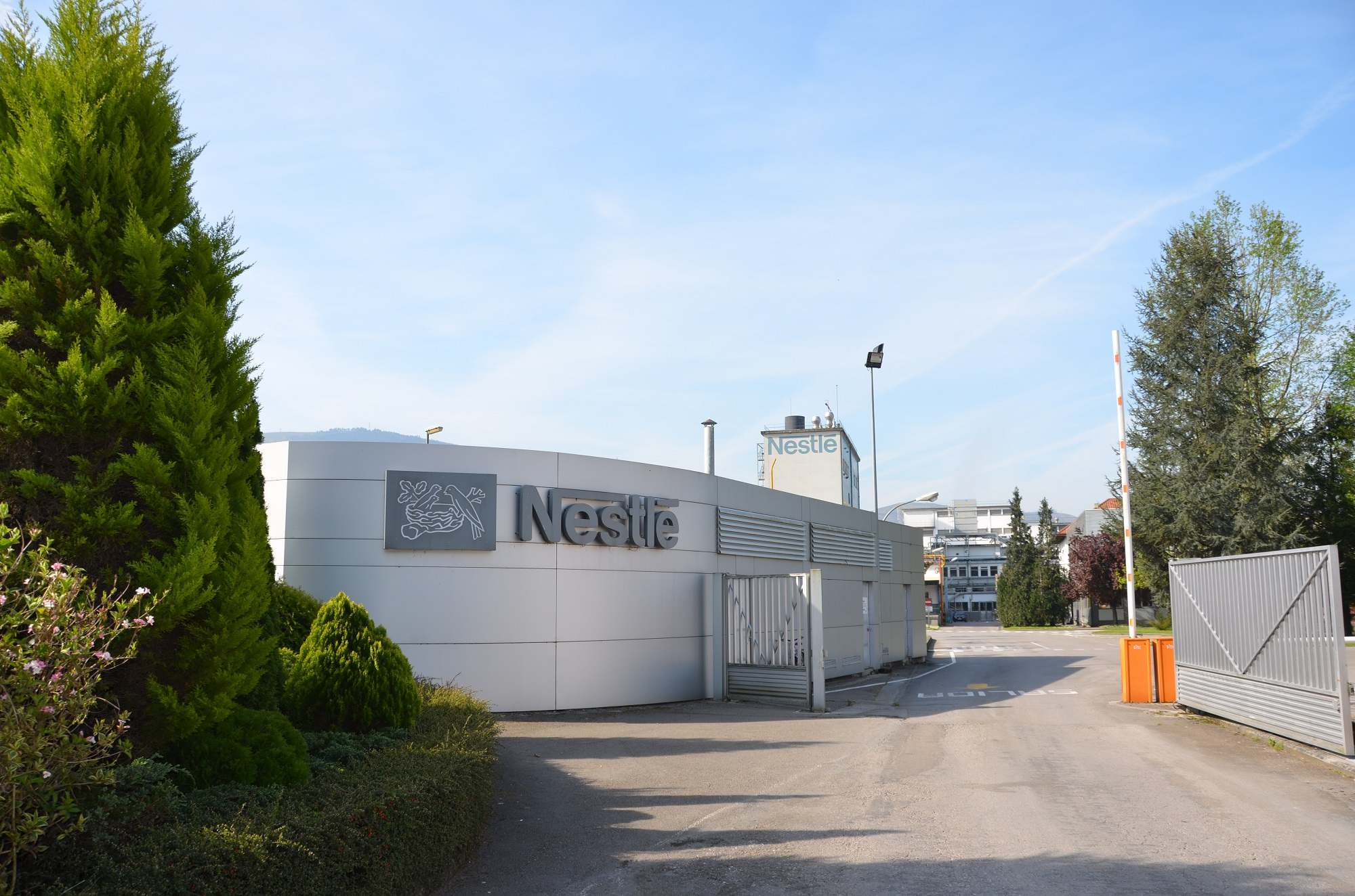 fabrica-nestle-cantabria.JPG