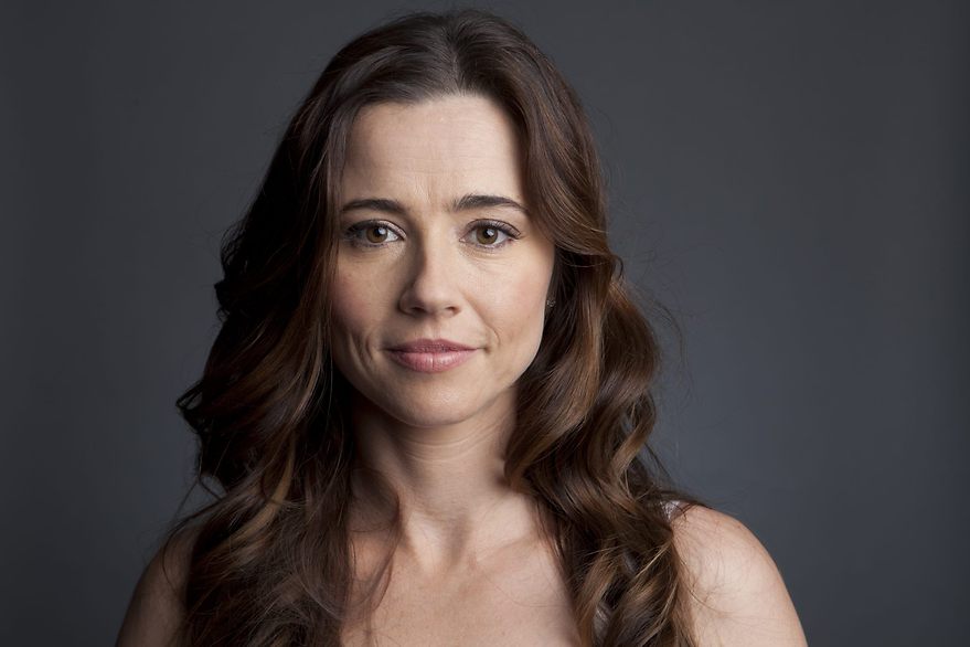 La actriz Linda Cardellini da vida a Sylvia Rosen en Mad Men - 880x