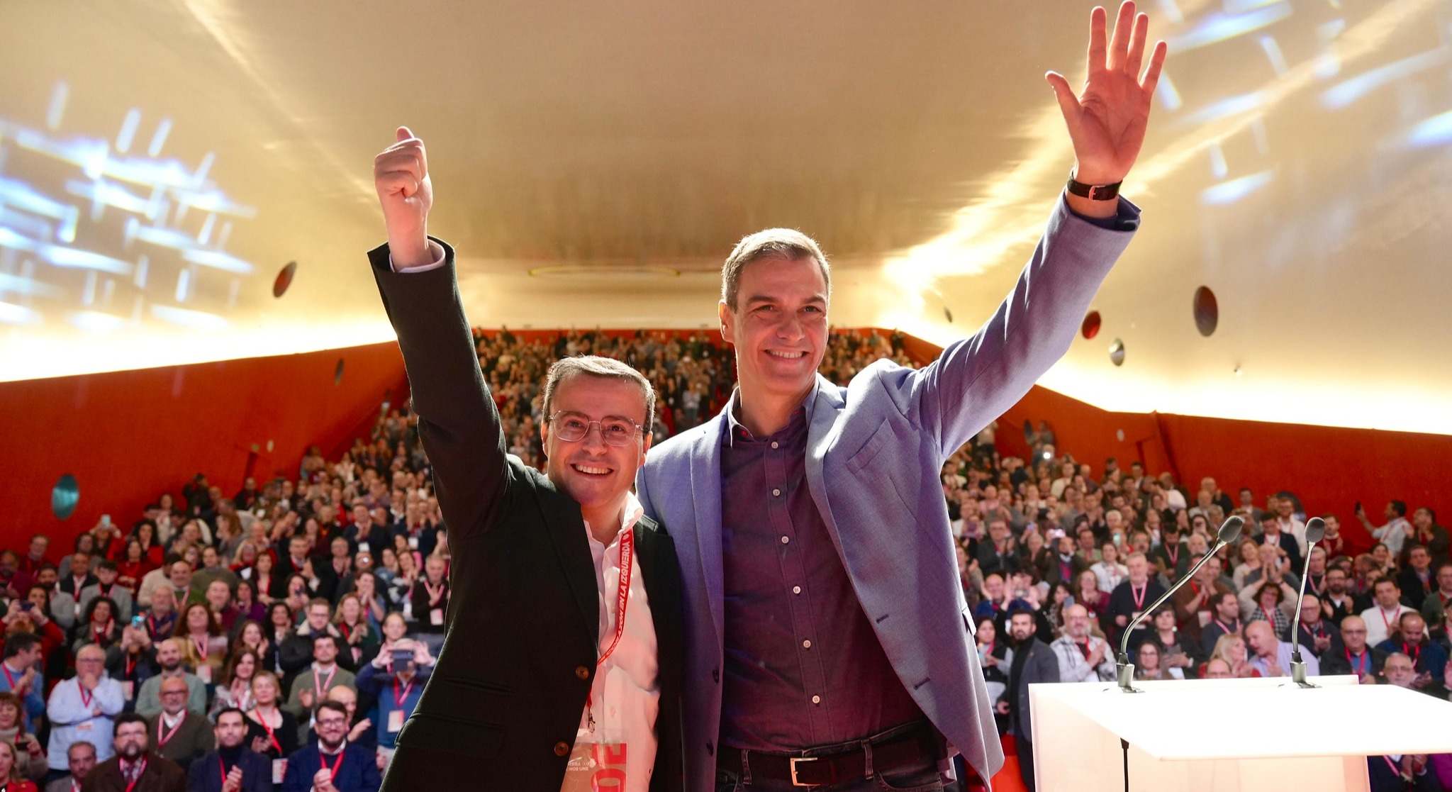 De izquierda a derecha: Miguel Ángel Gallardo y Pedro Sánchez