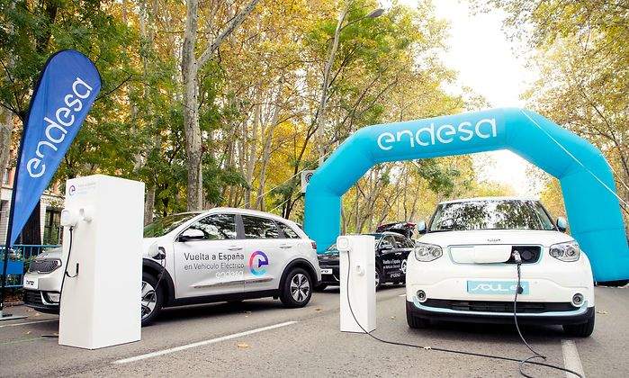 endesa-electrico-cargador-pancarta.jpeg