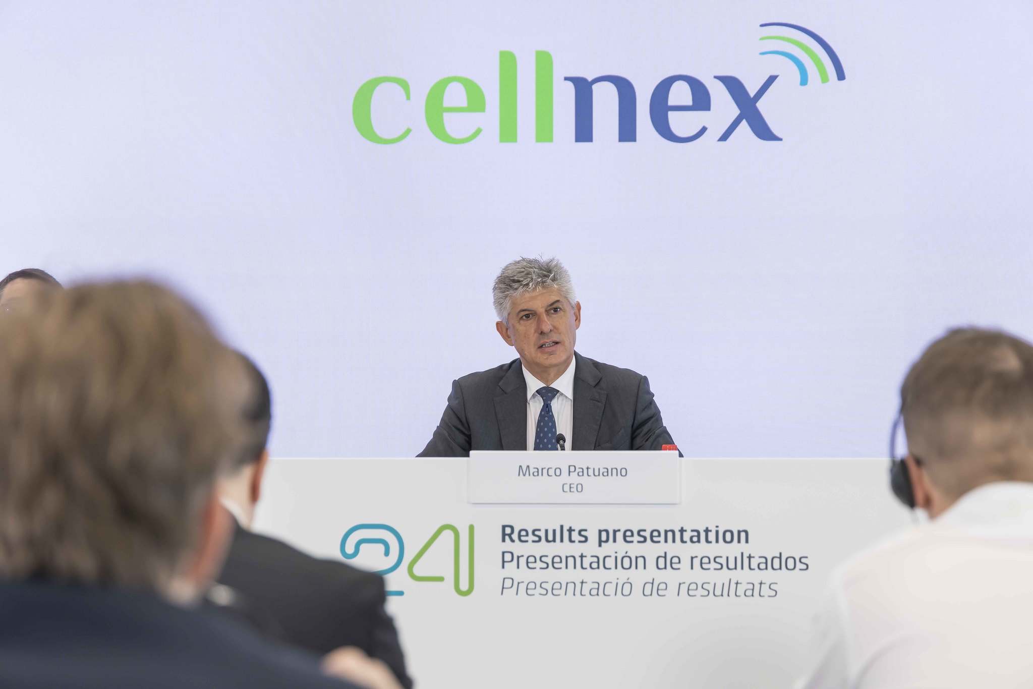 El consejero delegado de Cellnex, Marco Patuano, en la presentación de resultados de 2024 de la compañía. EE