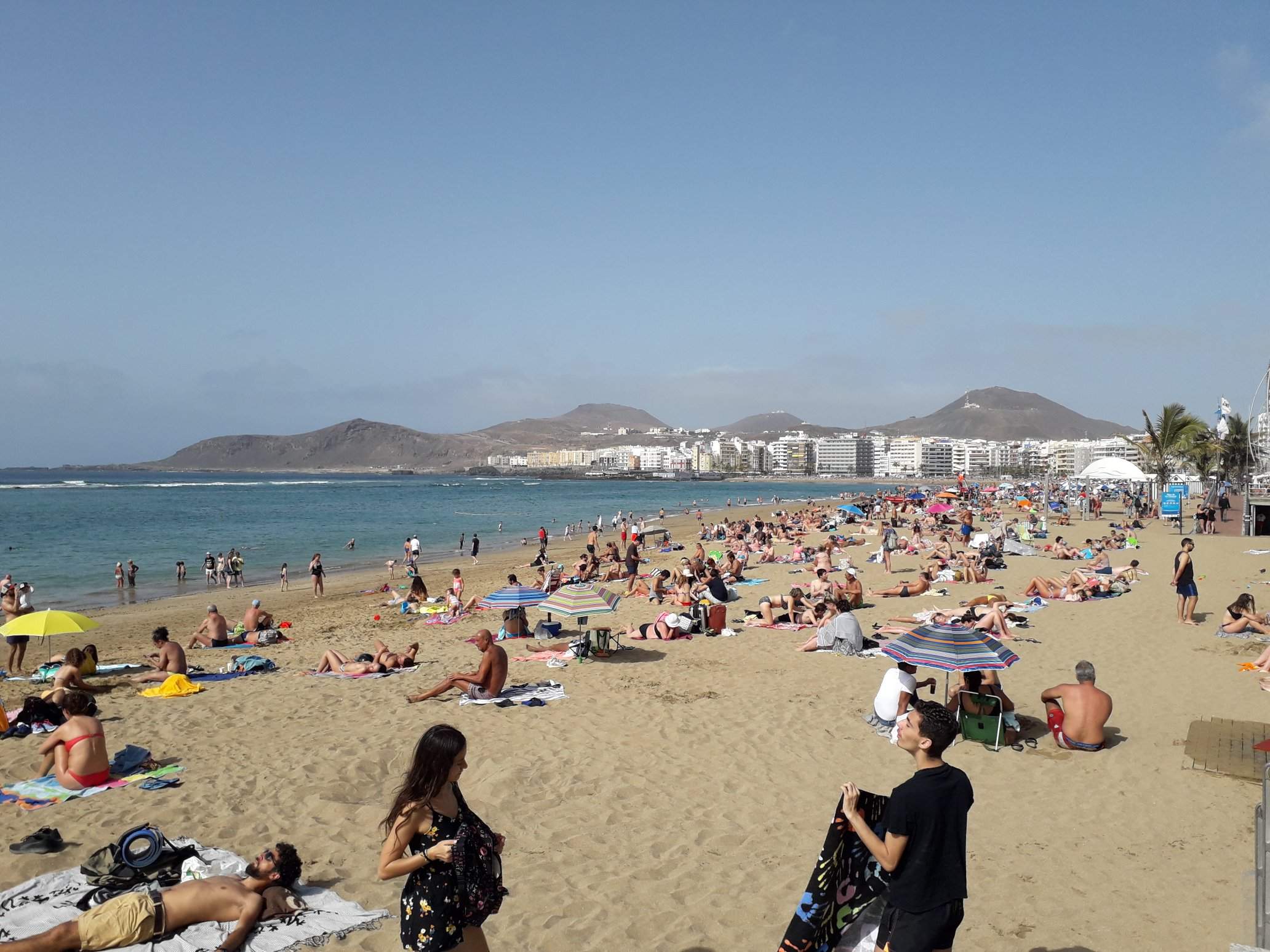 Canarias-se-crece-ante-el-coronavirus.jfif