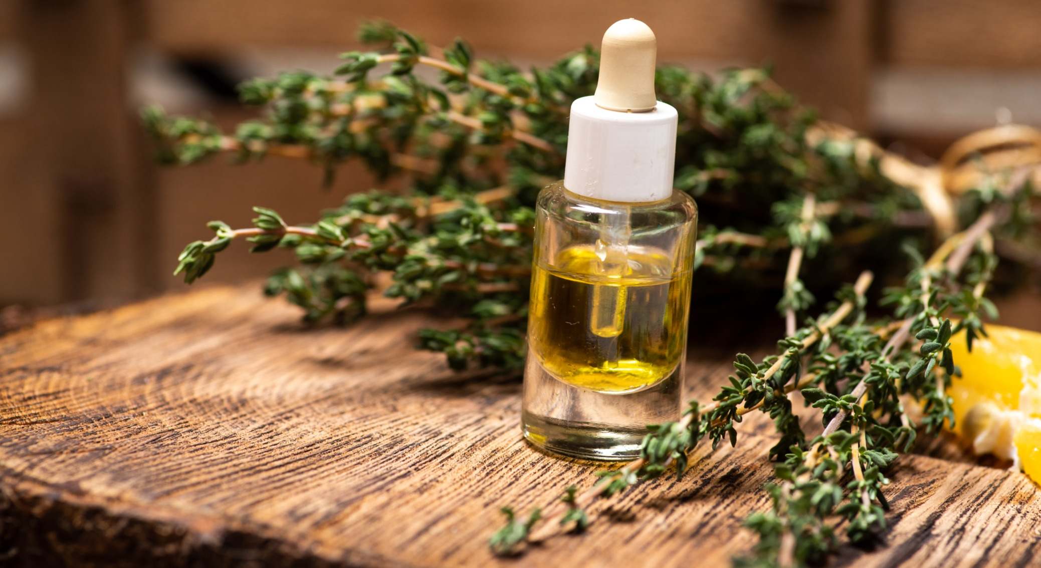 Aceite esencial de tomillo, orégano y ajedrea