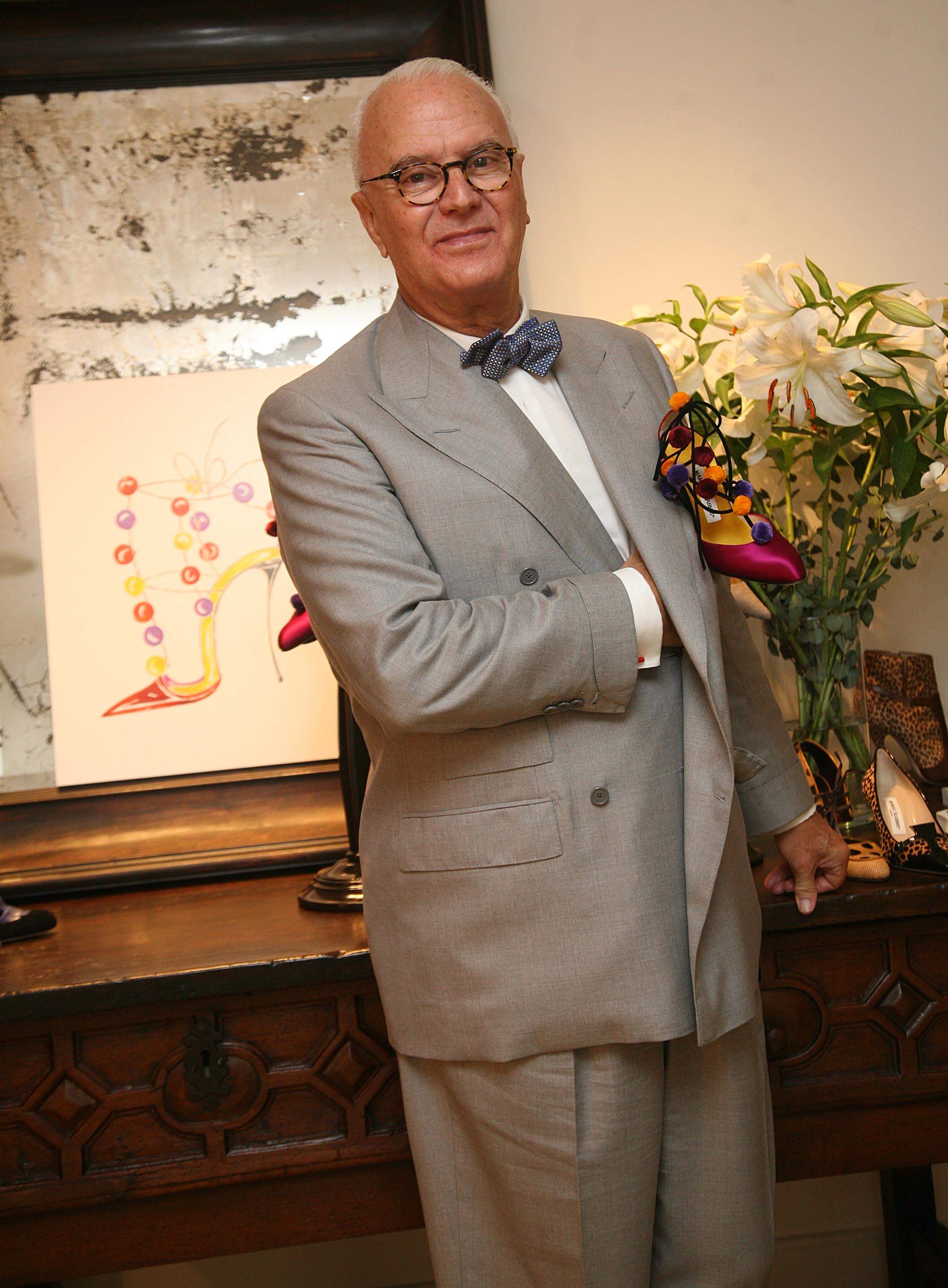 manolo-blahnik.jpg