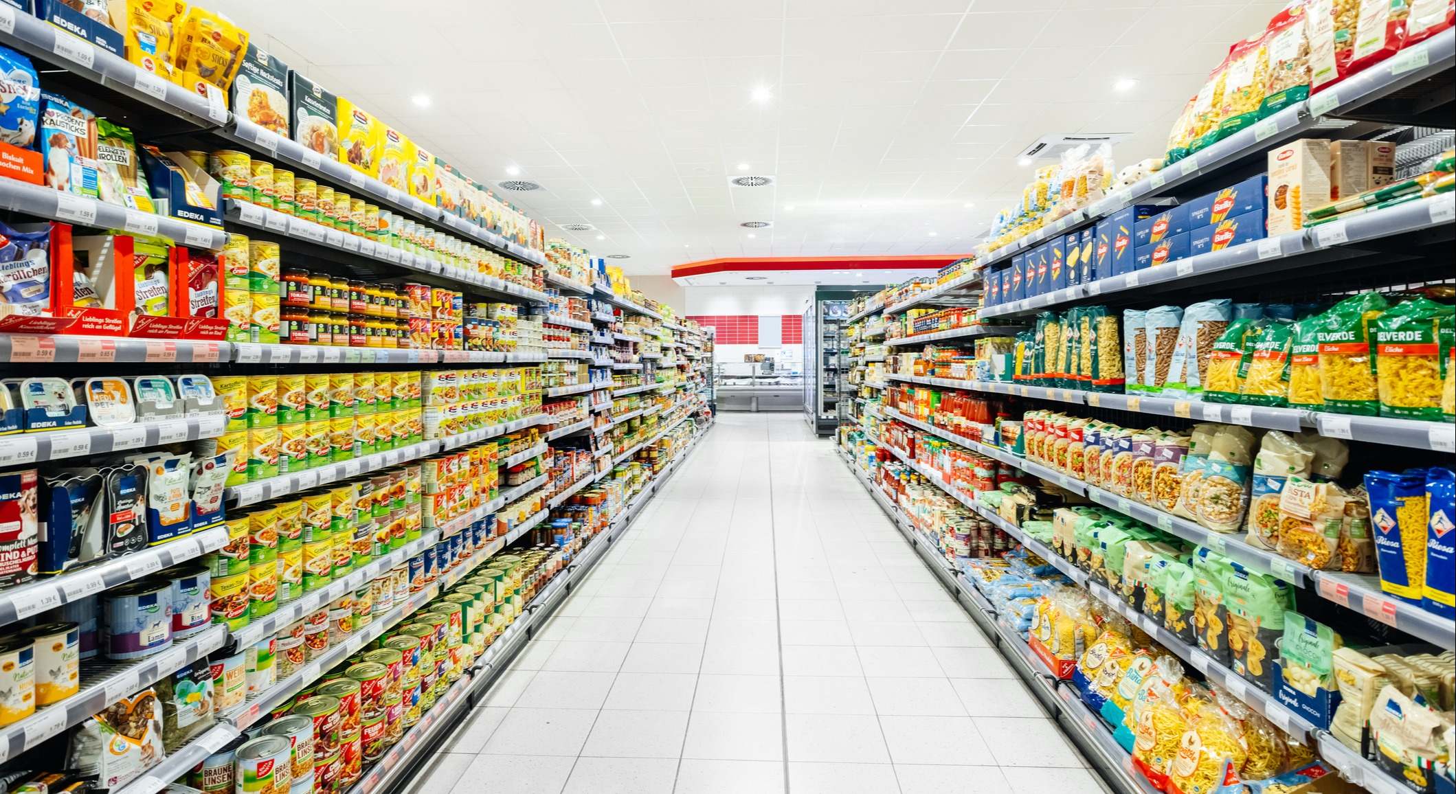 Pasillo con productos de un supermercado. / Foto: iStock