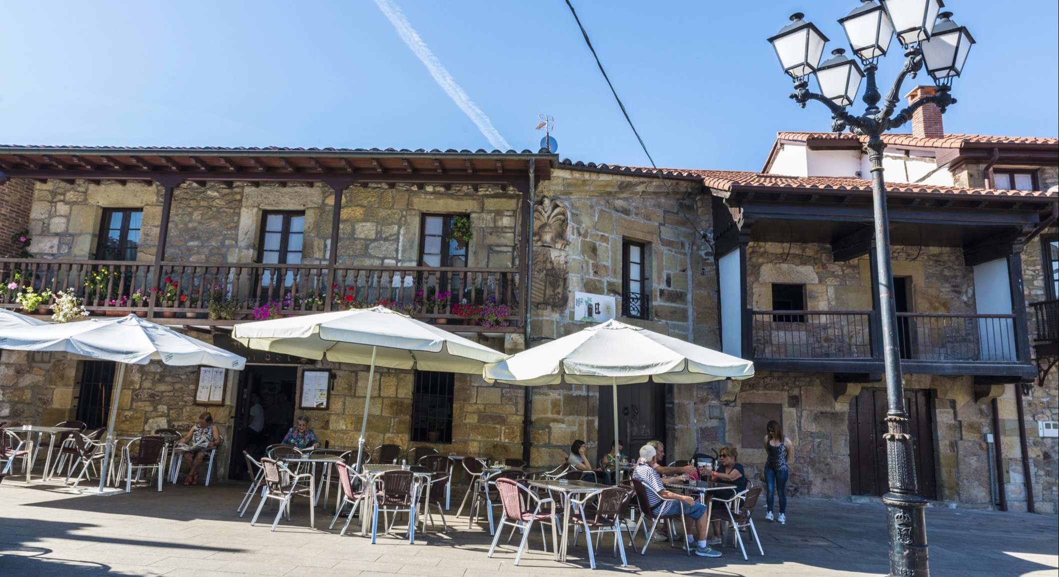 Terraza de un bar de Liérganes, Cantabria