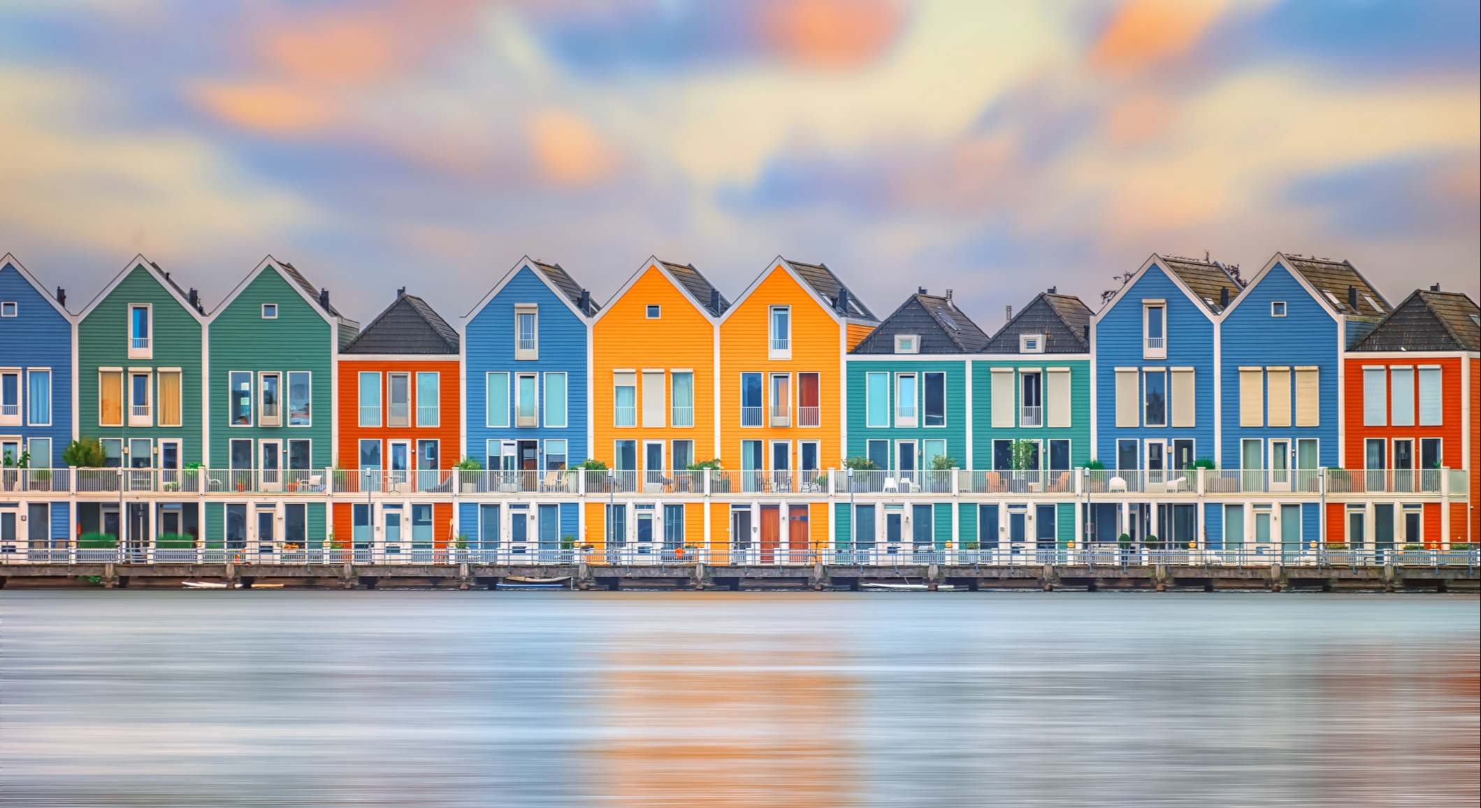 Casas de colores. Imagen: iStock.