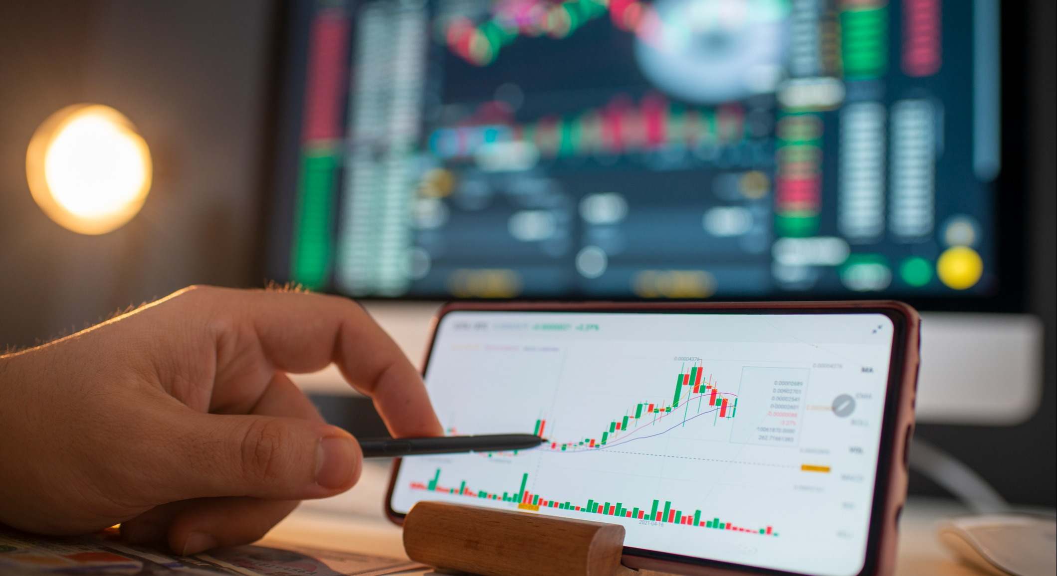 El Ibex 35 se desmarca de la tendencia generalizada en el Viejo Continente
