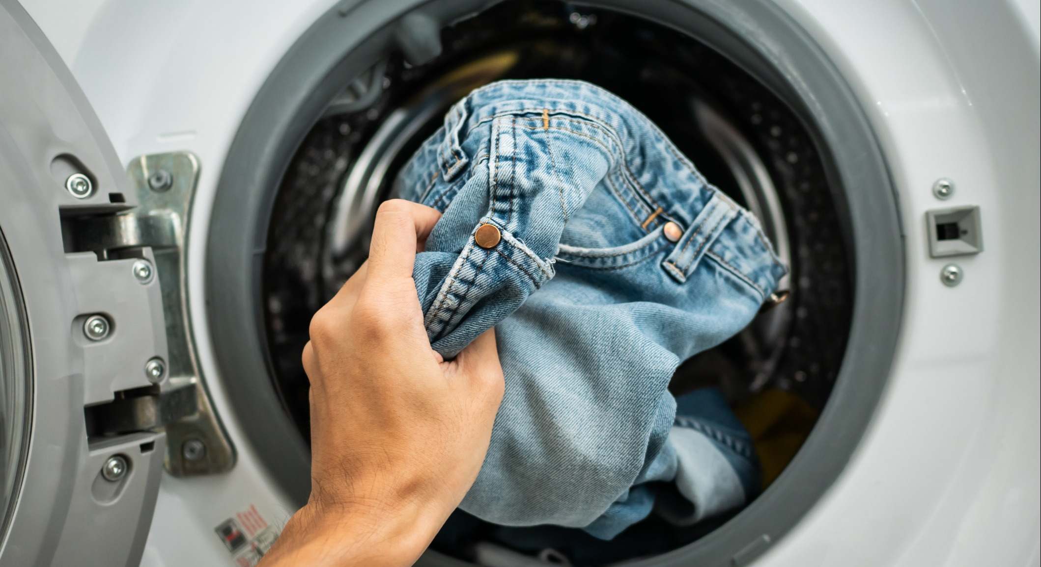Ropa en la lavadora