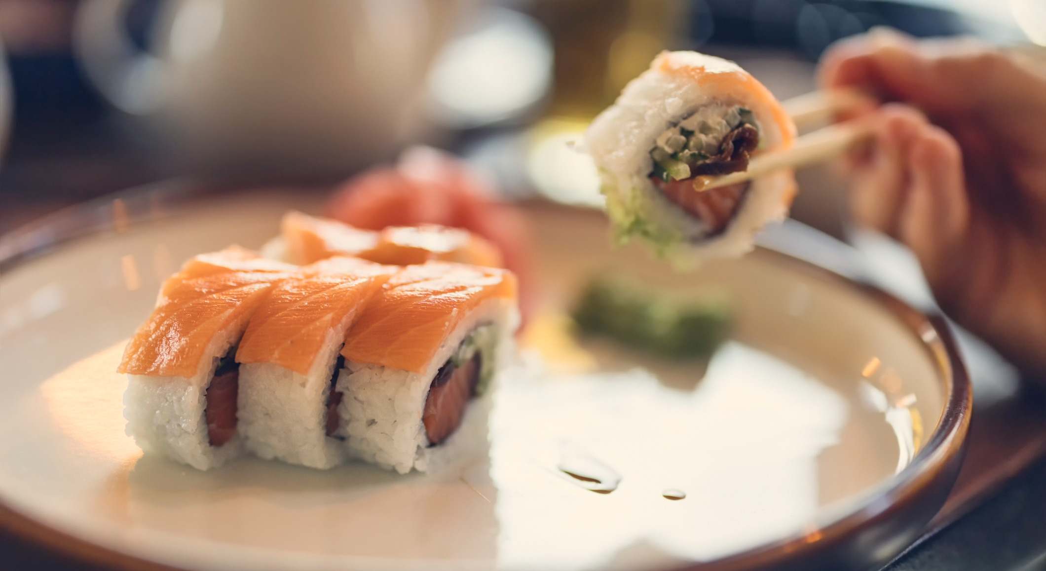 Sushi de salmón