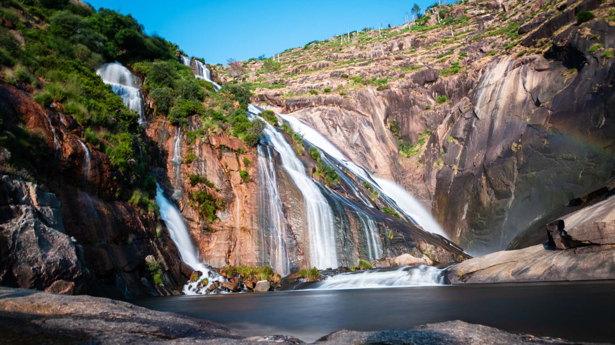 Cascada de Ézaro el río Jallas en Galicia, España