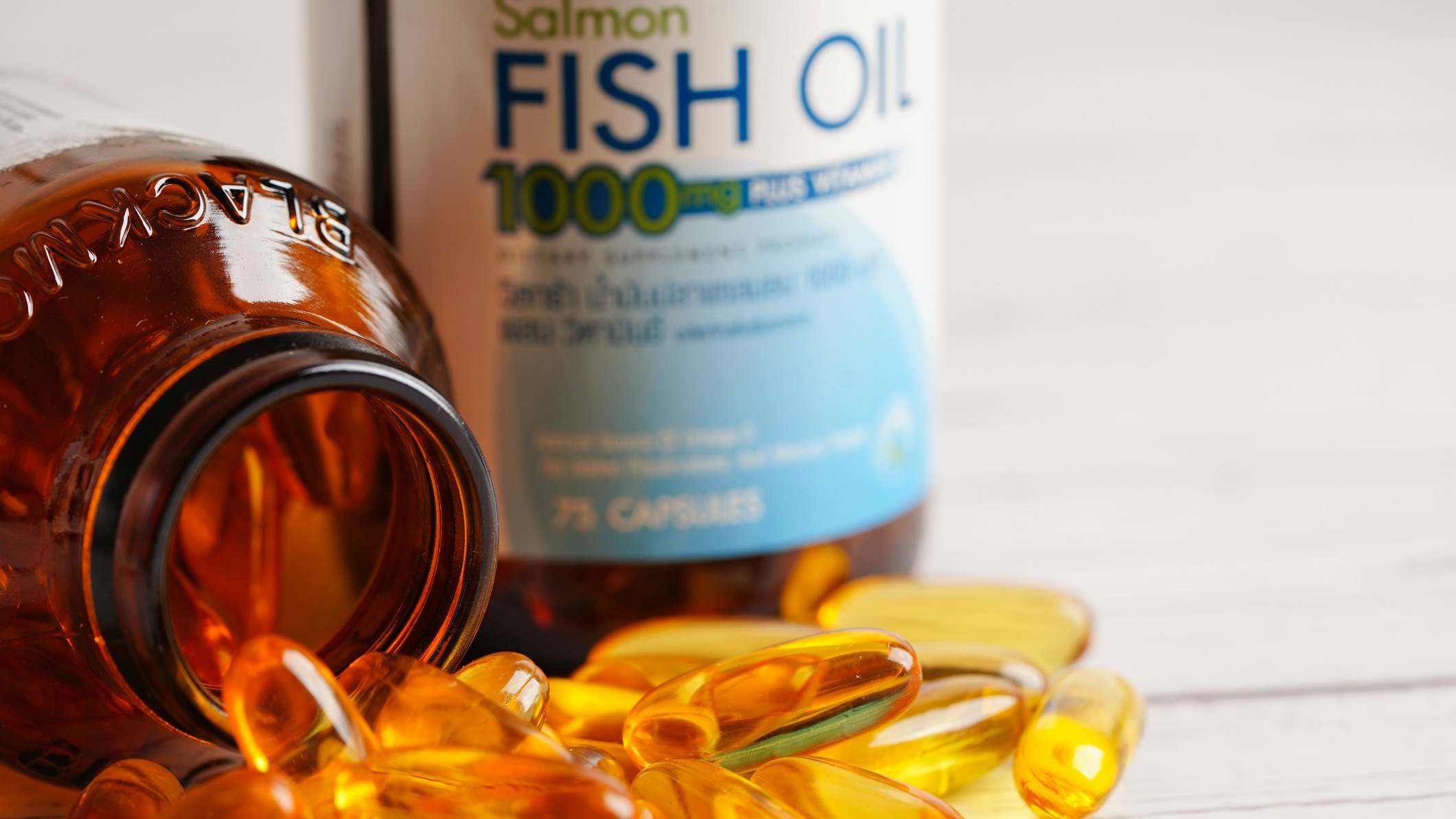 Cápsulas con vitaminas omega-3