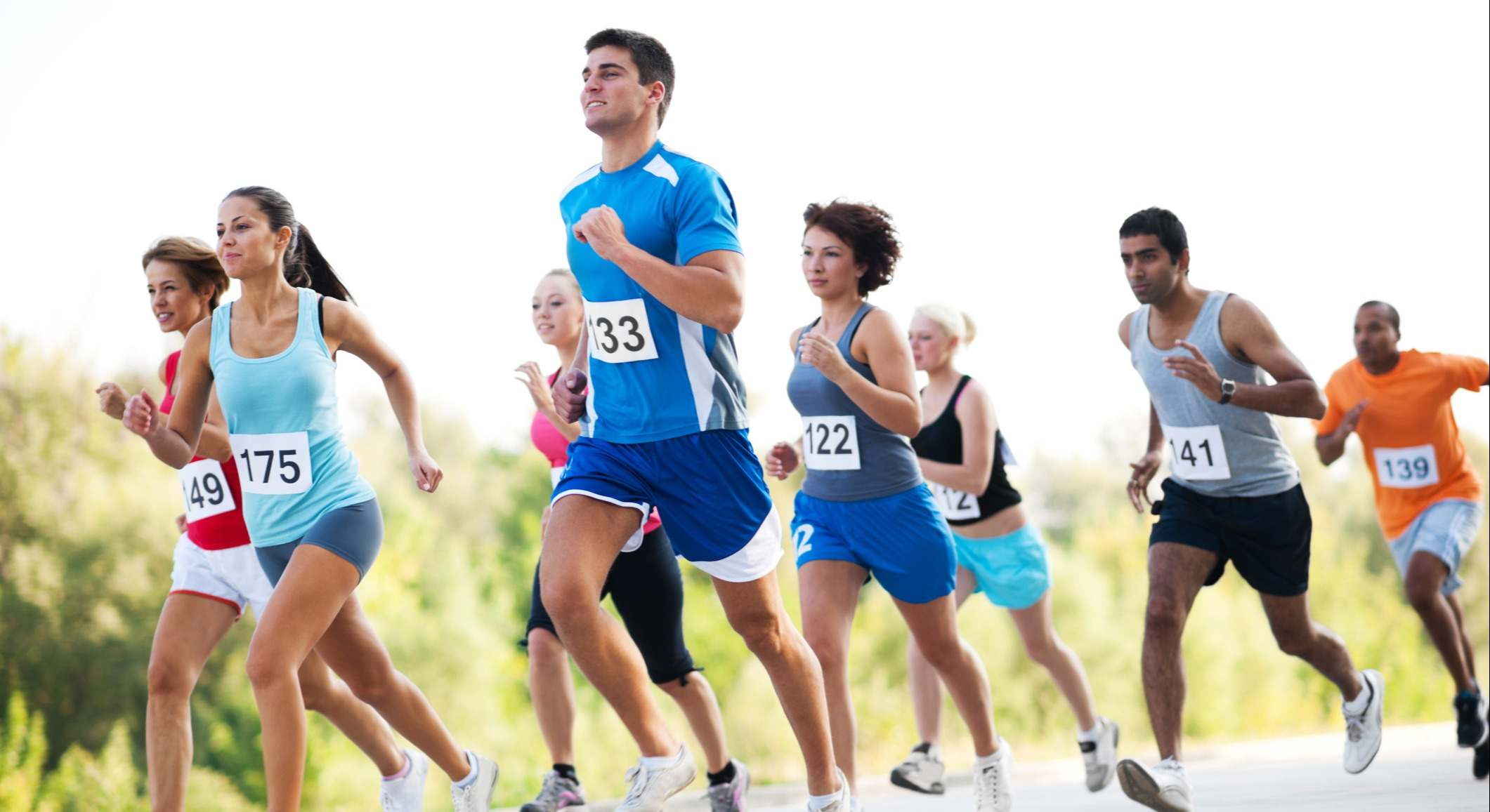 Grupo de corredores durante una carrera