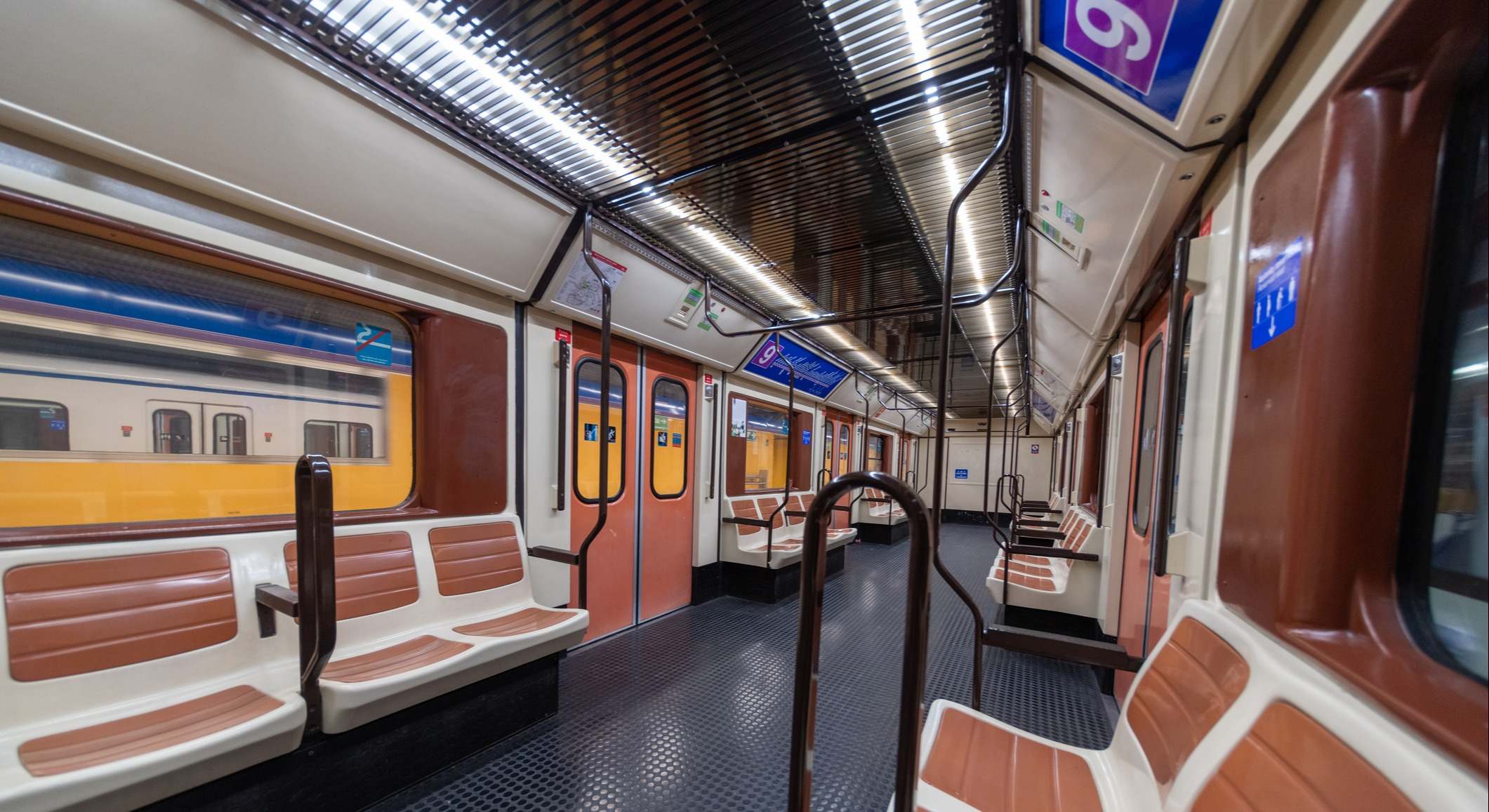 Tren de la Línea 9 de Metro de Madrid.