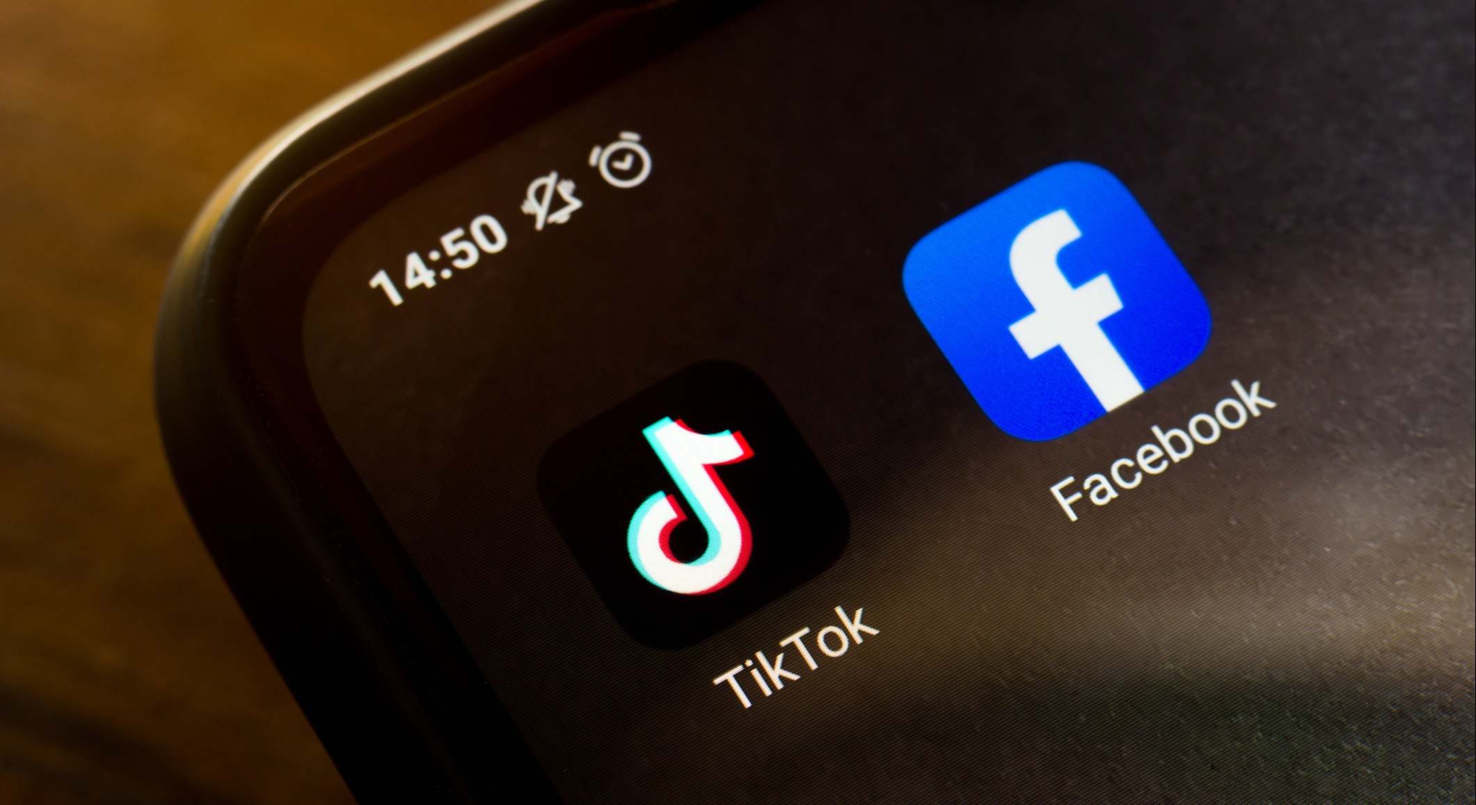 Las apps de Facebook y TikTok