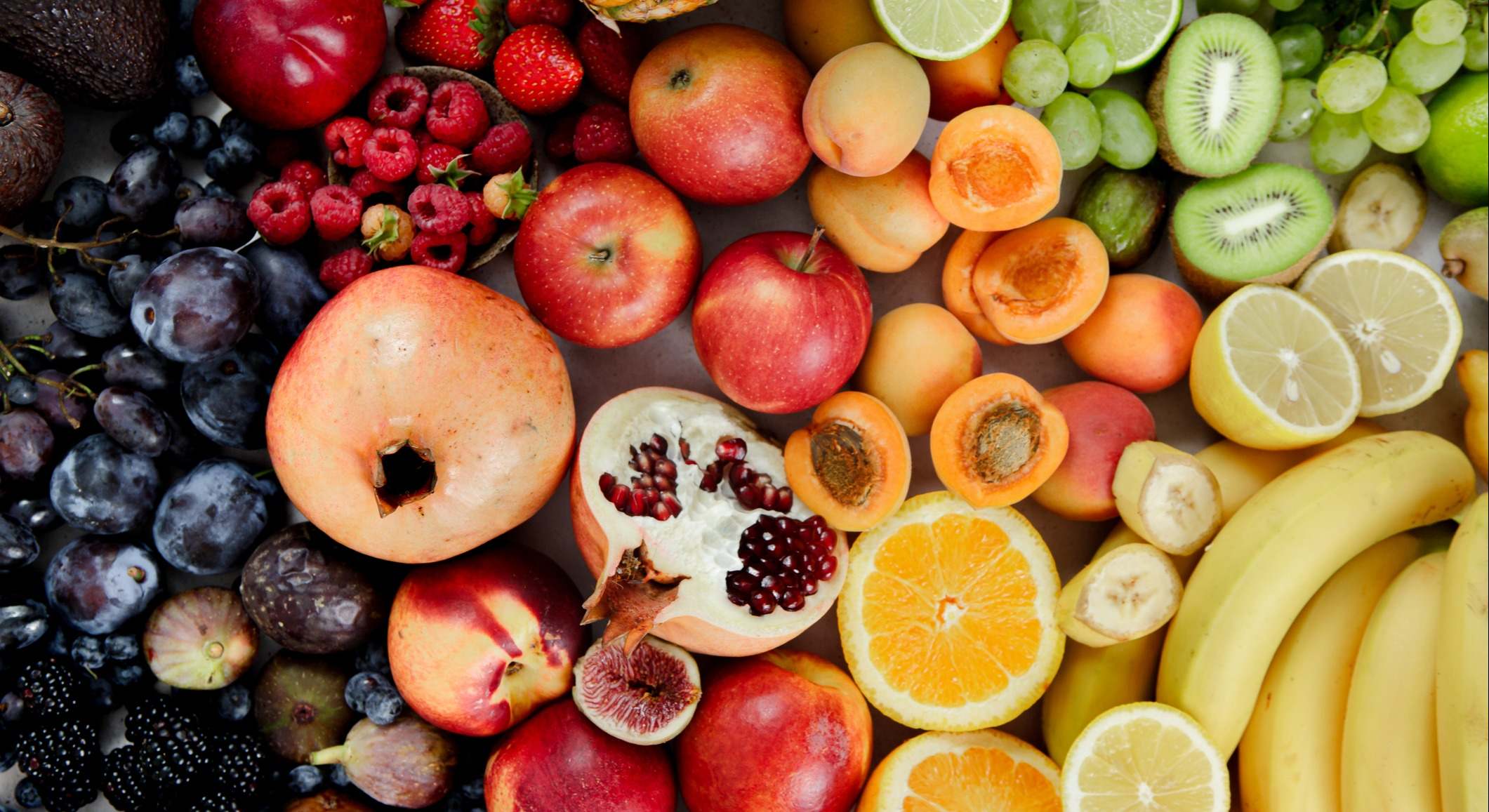 Surtido de frutas sanas y frescas