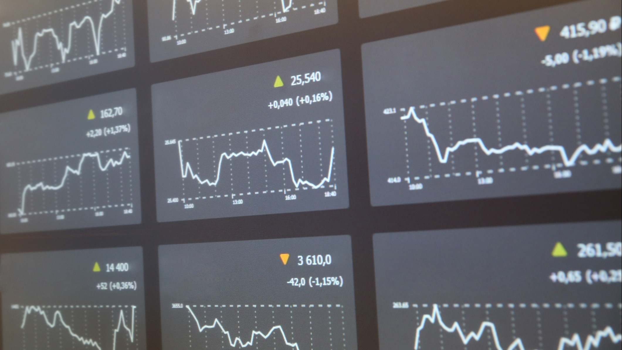 Las bolsas de Europa, pendientes del cierre semanal