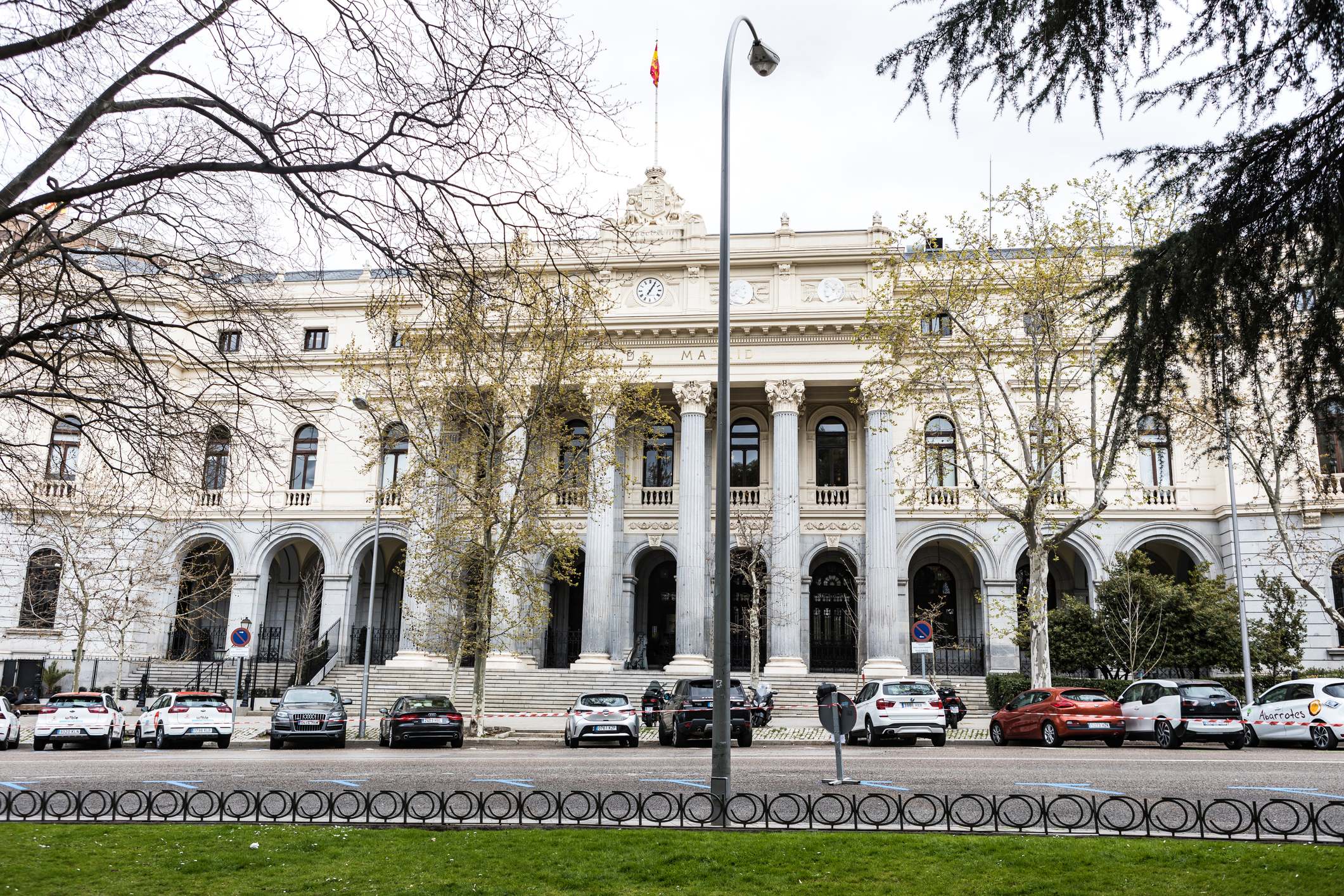 El Ibex 35, más cerca de nuevos altos del año que de una vuelta a los mínimos de septiembre