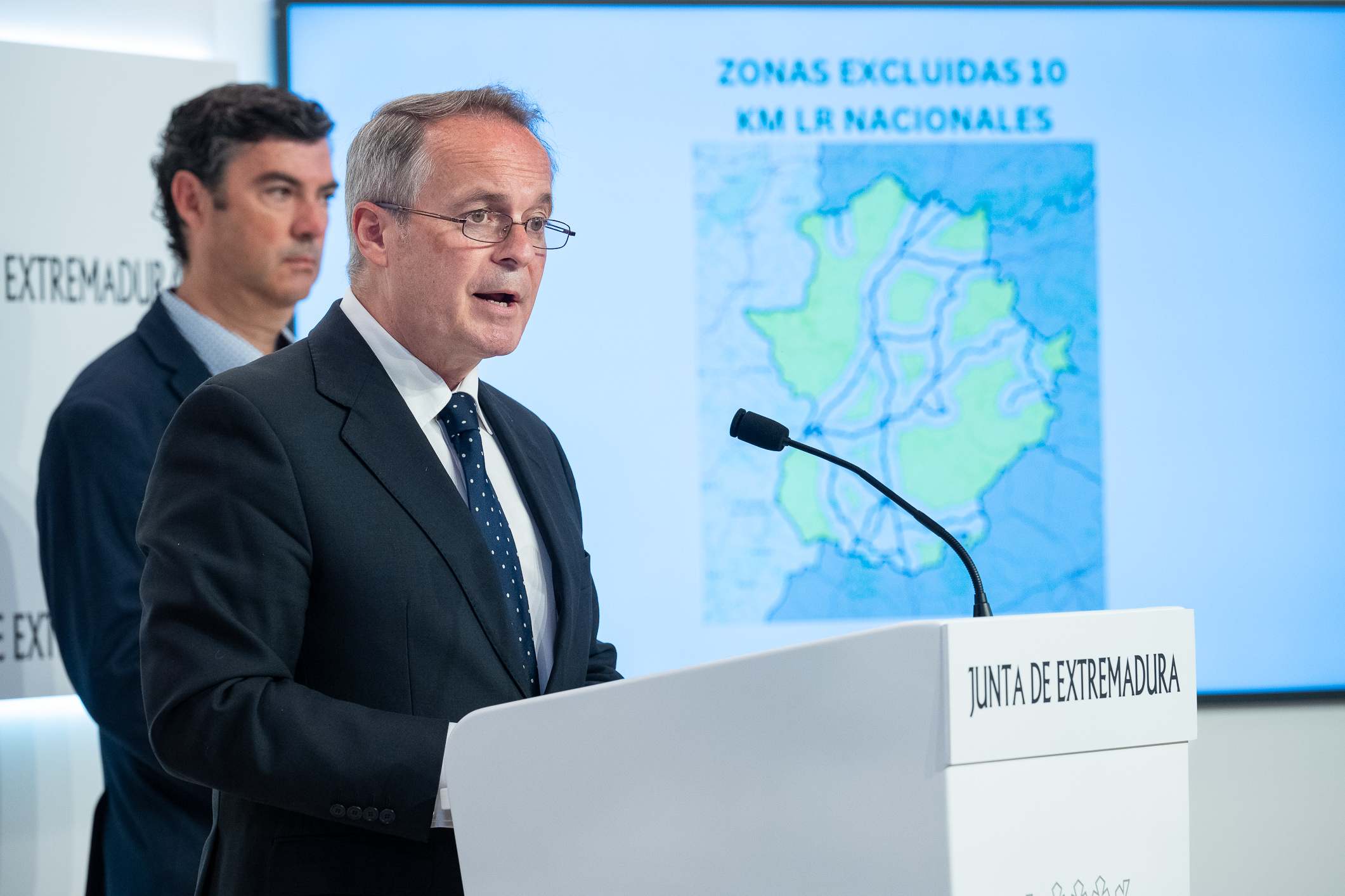 El consejero de Infraestructuras, Transporte y Vivienda de la Junta de Extremadura, Manuel Martín Castizo