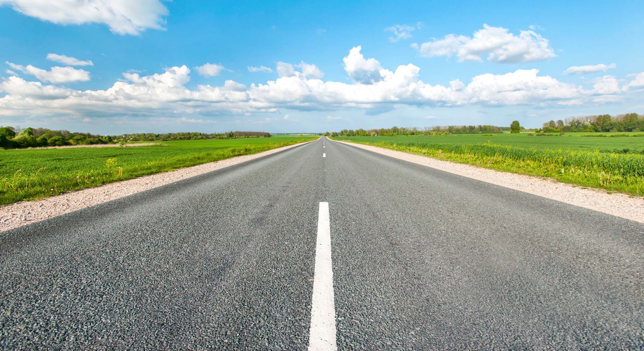 Larga recta en una carretera