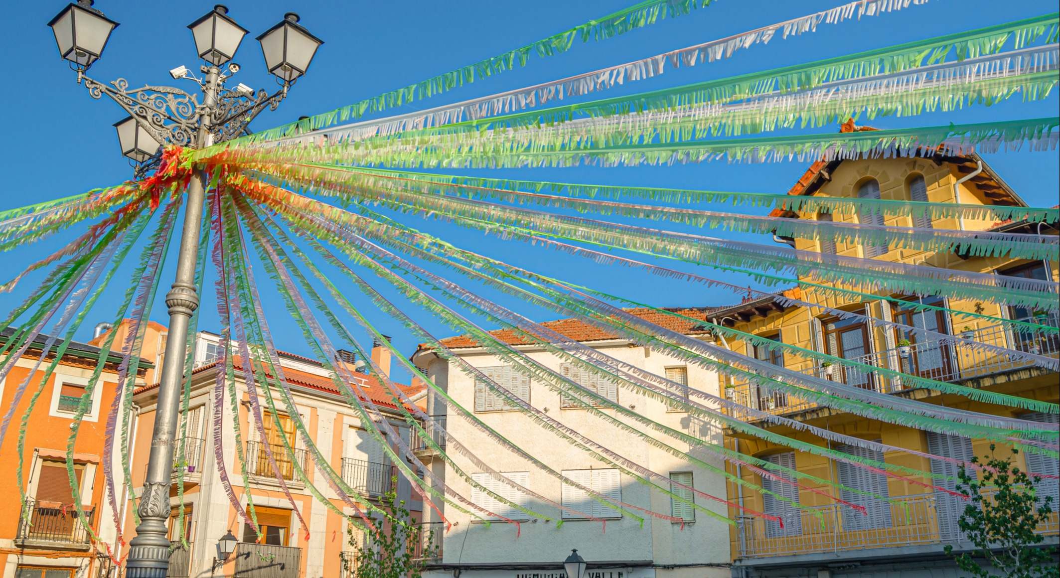 El pueblo medieval que esconde una gruta sagrada en plena naturaleza: perfecto para una escapada de fin de semana cerca de Madrid