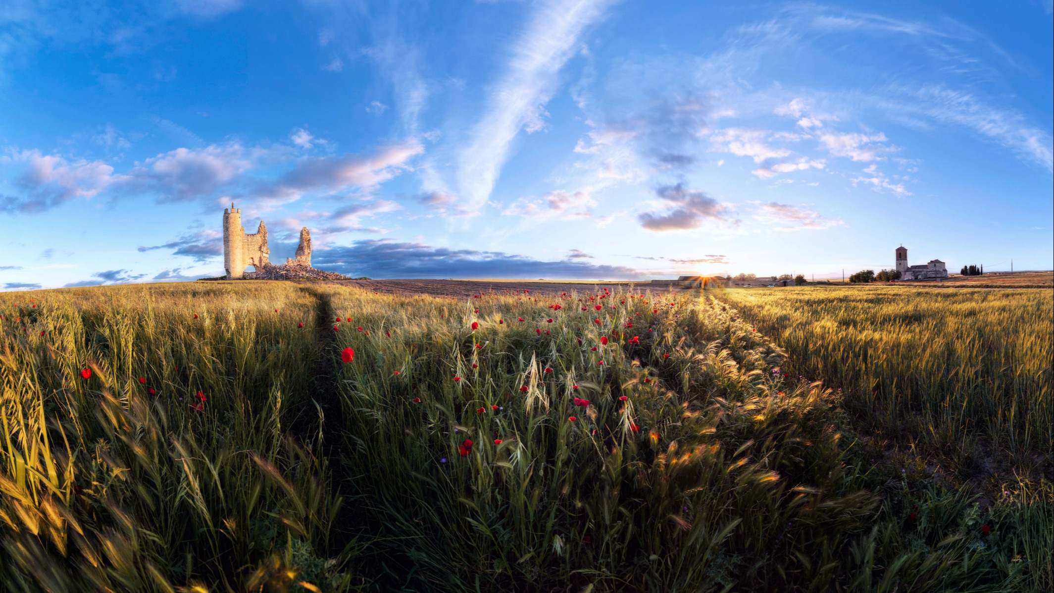 Foto panorámica del castillo de Caudilla