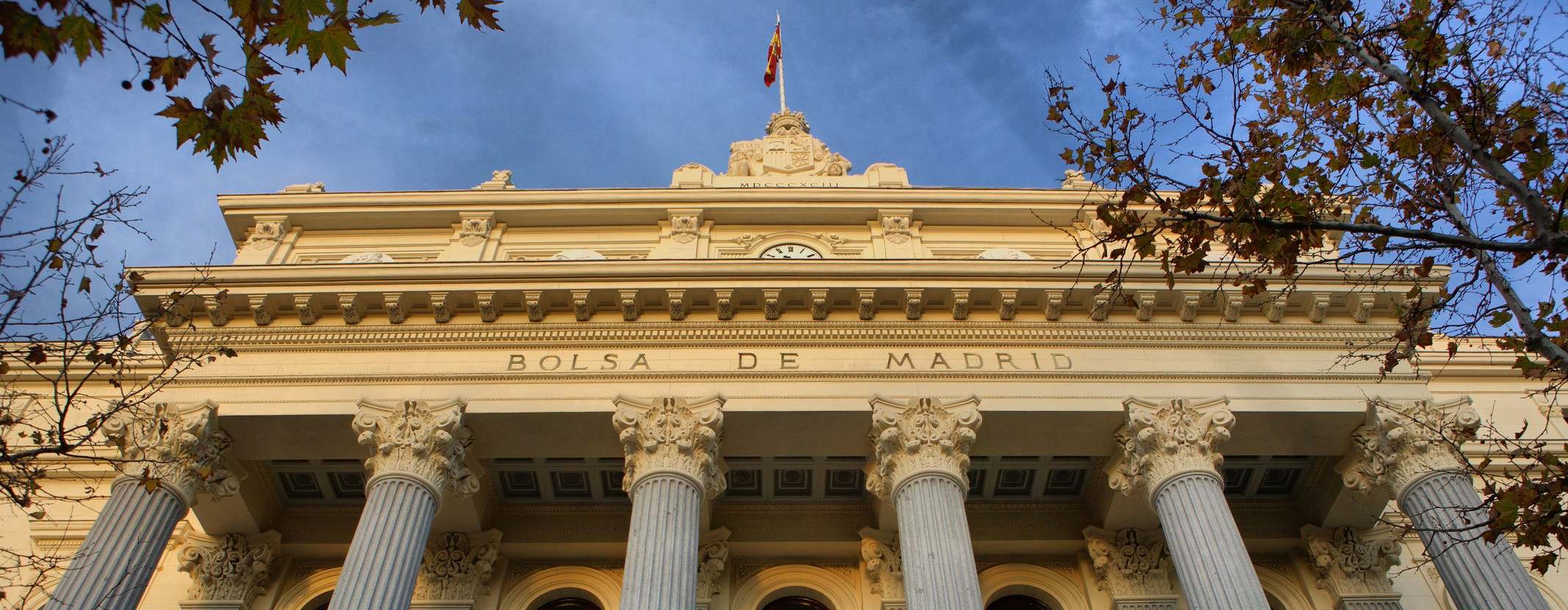 fachada-faldon-bolsa.jpg