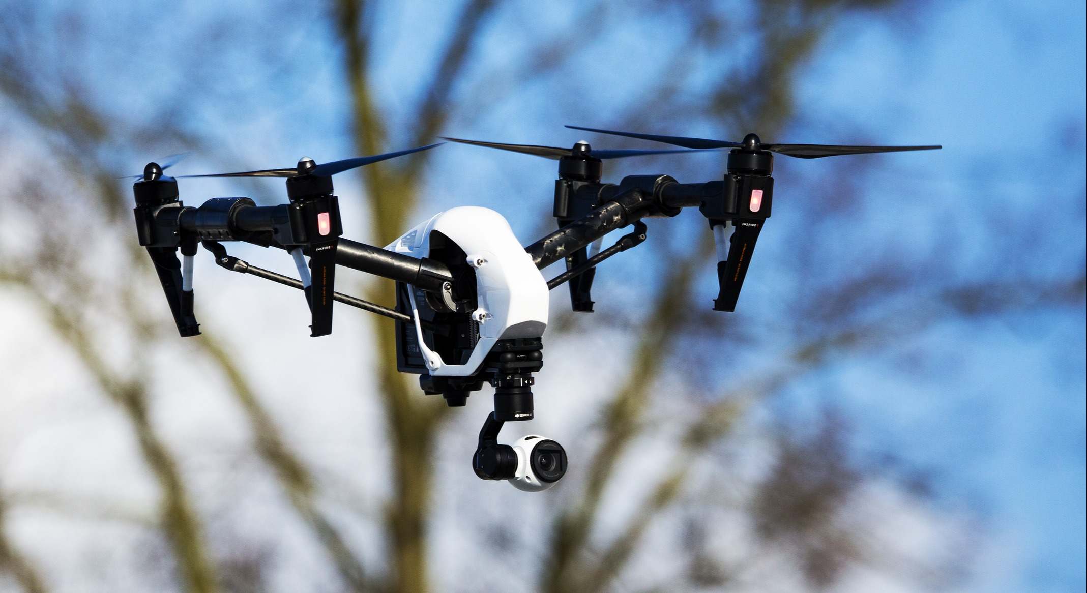 dreamstime_m_dron.jpg