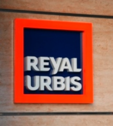 reyalurbis.JPG